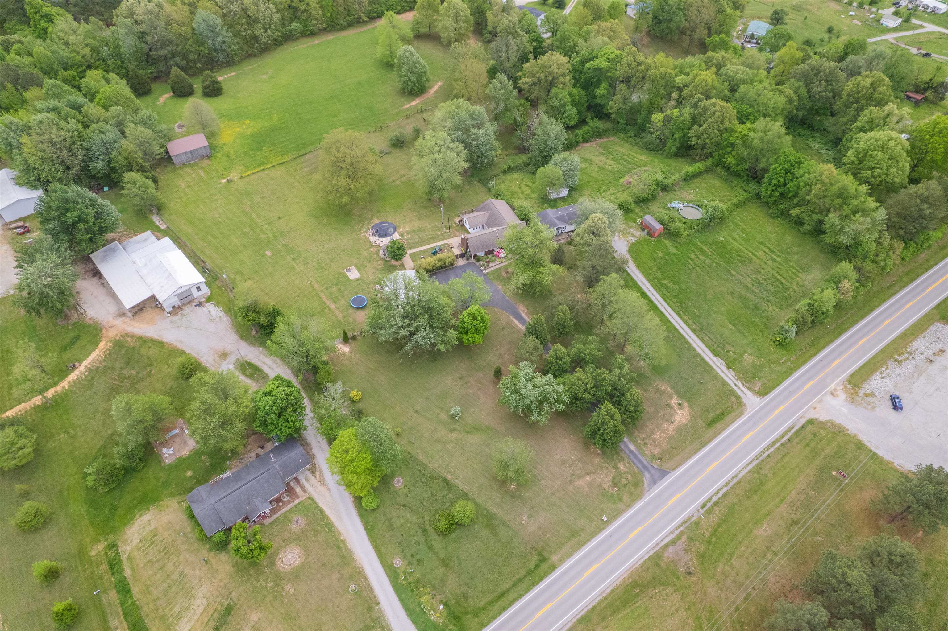 12687 Hwy 231, Utica, Kentucky 42376, 3 Bedrooms Bedrooms, ,2 BathroomsBathrooms,Single Family Residence,For Sale,Hwy 231,91680