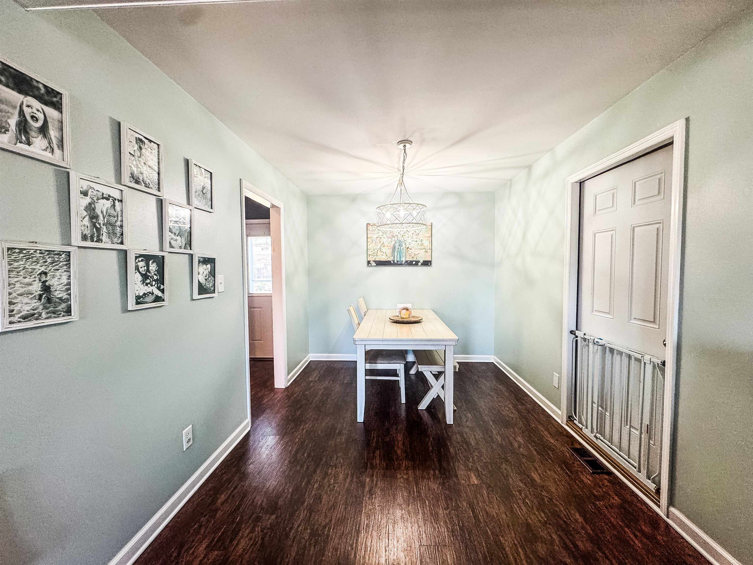 2924 Delaware Dr, Owensboro, Kentucky 42301, 3 Bedrooms Bedrooms, ,1 BathroomBathrooms,Single Family Residence,For Sale,Delaware Dr,91682