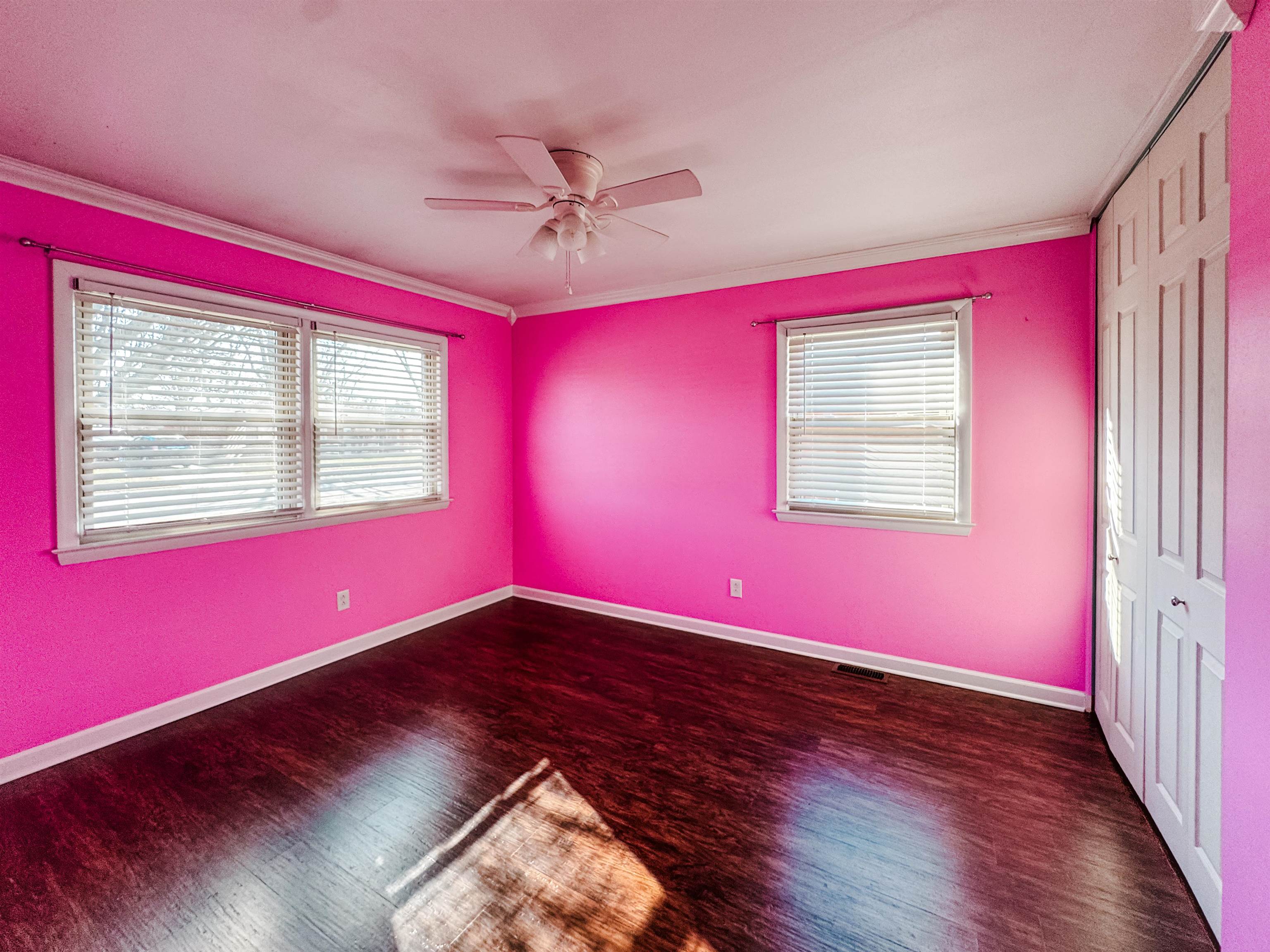 2924 Delaware Dr, Owensboro, Kentucky 42301, 3 Bedrooms Bedrooms, ,1 BathroomBathrooms,Single Family Residence,For Sale,Delaware Dr,91682
