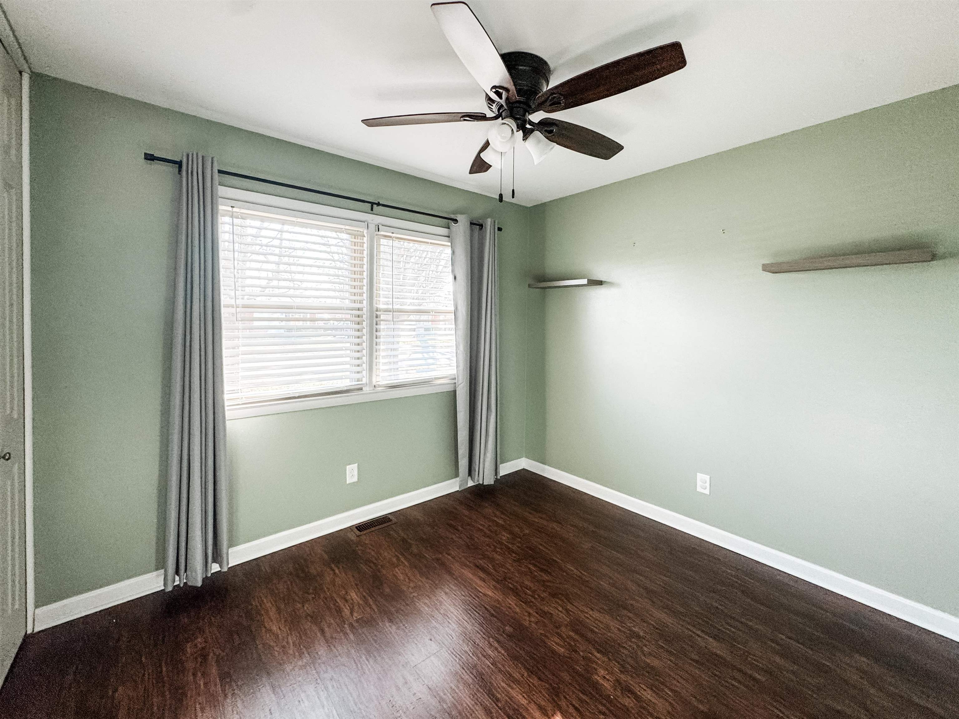 2924 Delaware Dr, Owensboro, Kentucky 42301, 3 Bedrooms Bedrooms, ,1 BathroomBathrooms,Single Family Residence,For Sale,Delaware Dr,91682