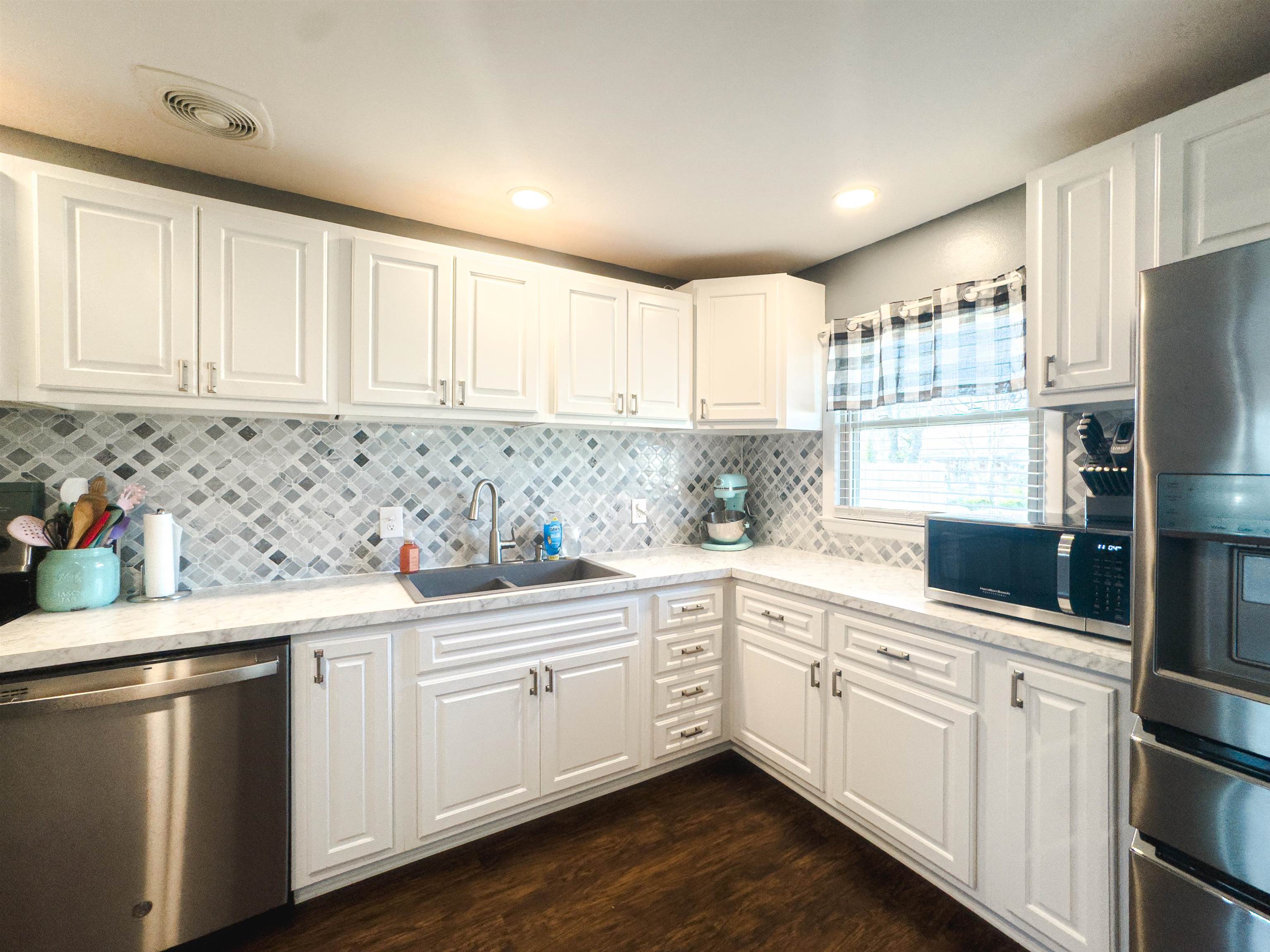 2924 Delaware Dr, Owensboro, Kentucky 42301, 3 Bedrooms Bedrooms, ,1 BathroomBathrooms,Single Family Residence,For Sale,Delaware Dr,91682