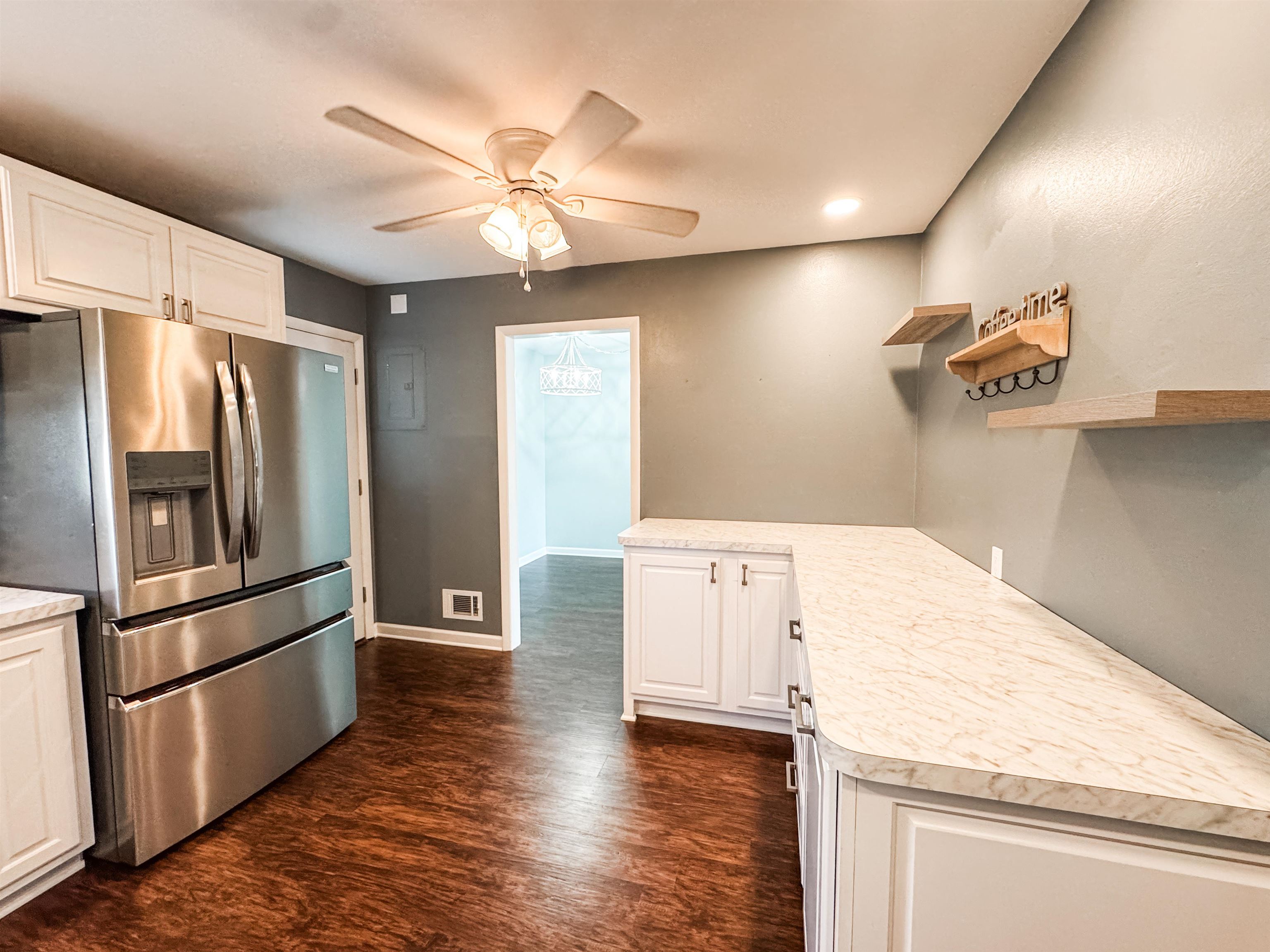 2924 Delaware Dr, Owensboro, Kentucky 42301, 3 Bedrooms Bedrooms, ,1 BathroomBathrooms,Single Family Residence,For Sale,Delaware Dr,91682