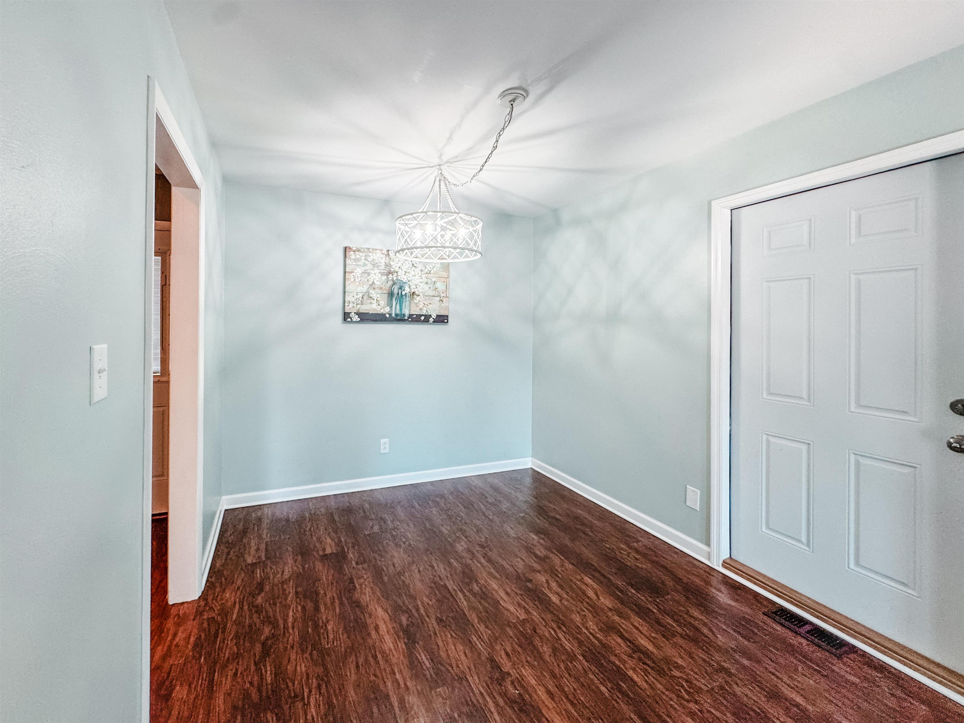 2924 Delaware Dr, Owensboro, Kentucky 42301, 3 Bedrooms Bedrooms, ,1 BathroomBathrooms,Single Family Residence,For Sale,Delaware Dr,91682