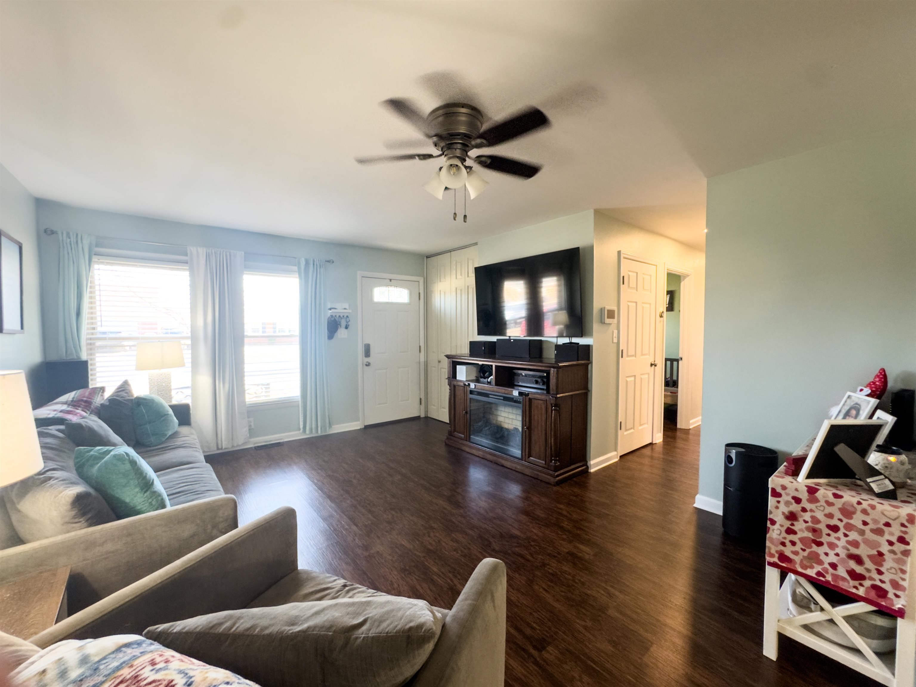 2924 Delaware Dr, Owensboro, Kentucky 42301, 3 Bedrooms Bedrooms, ,1 BathroomBathrooms,Single Family Residence,For Sale,Delaware Dr,91682