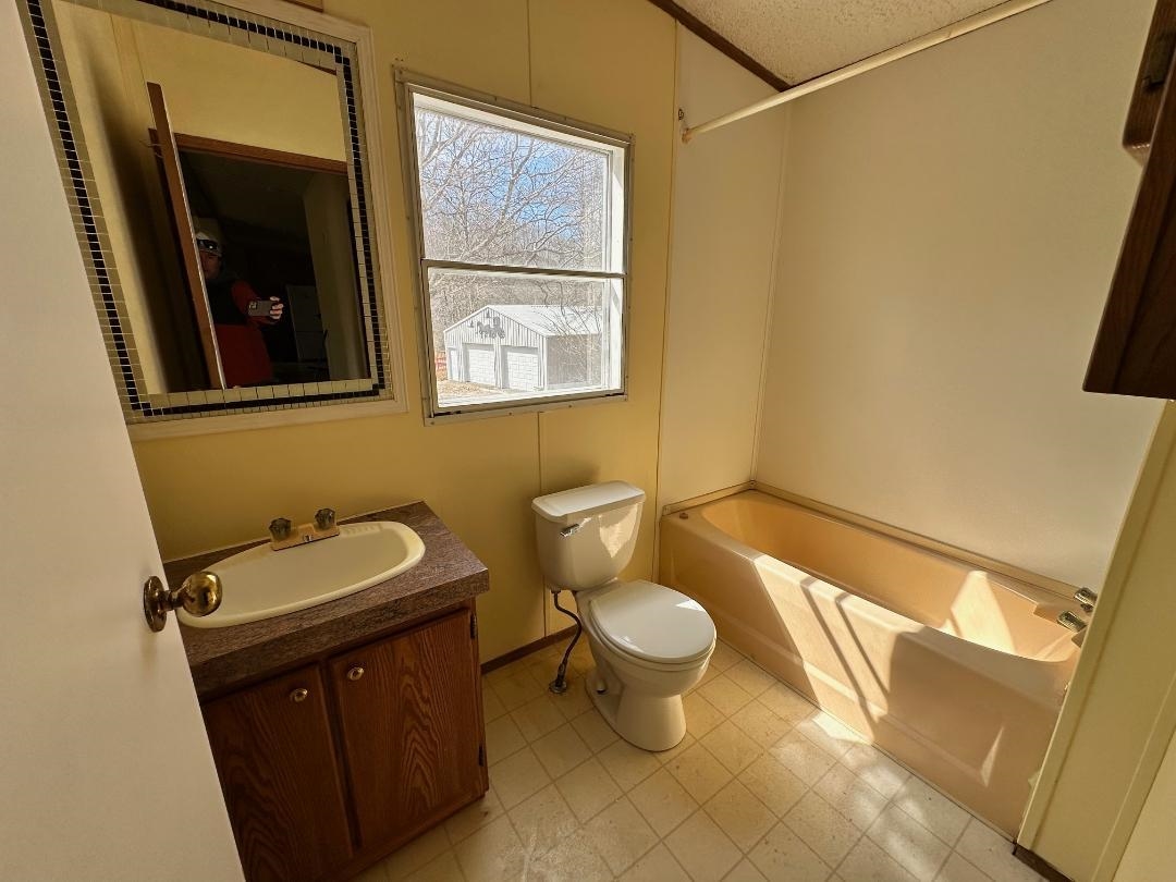 222 Adkins Camp Lp, Hudson, Kentucky 40145, 3 Bedrooms Bedrooms, ,2 BathroomsBathrooms,Single Family Residence,For Sale,Adkins Camp Lp,91683