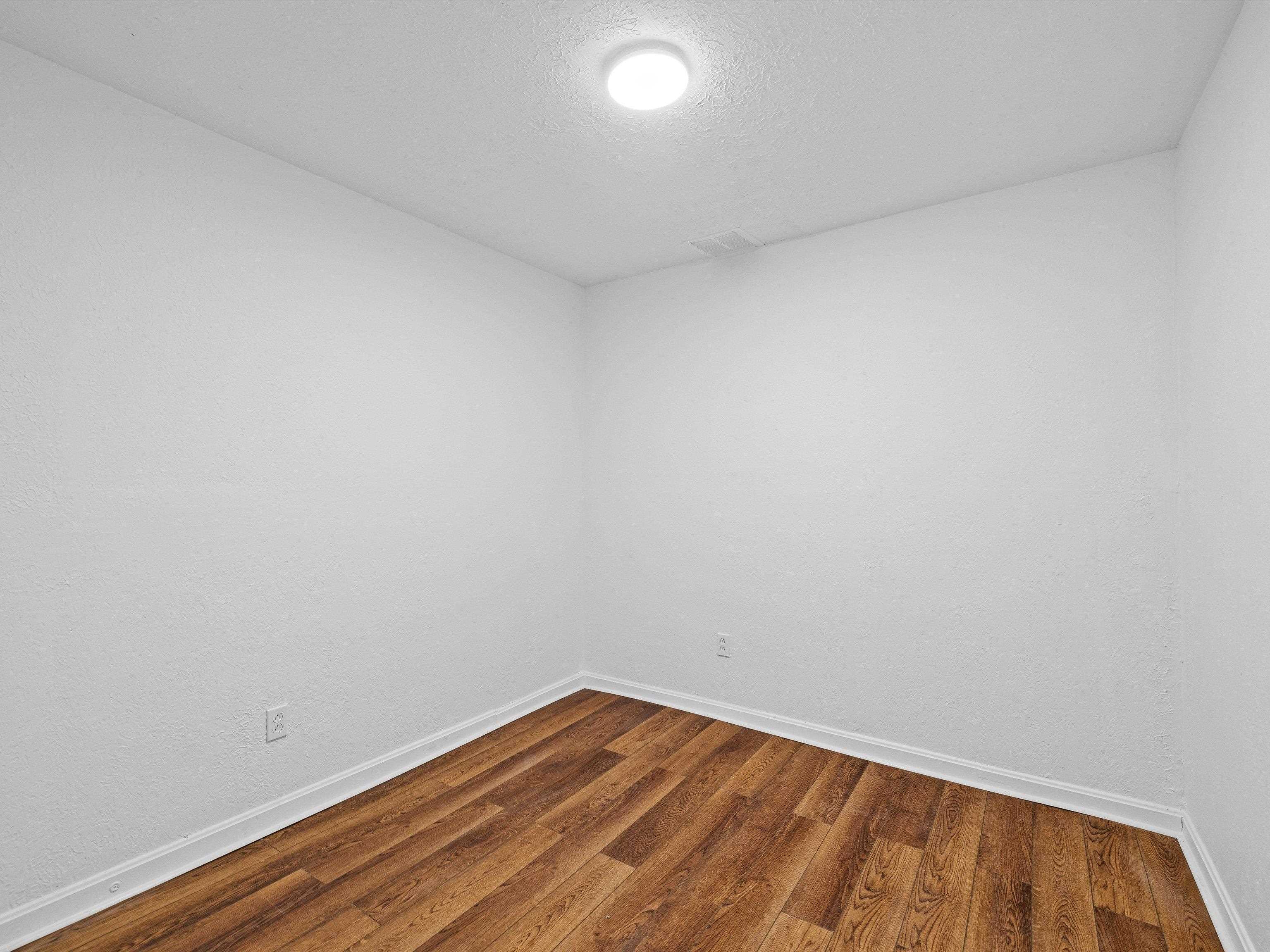 827 Walnut Street, Owensboro, Kentucky 42303, ,Multi-unit,For Sale,Walnut Street,91691