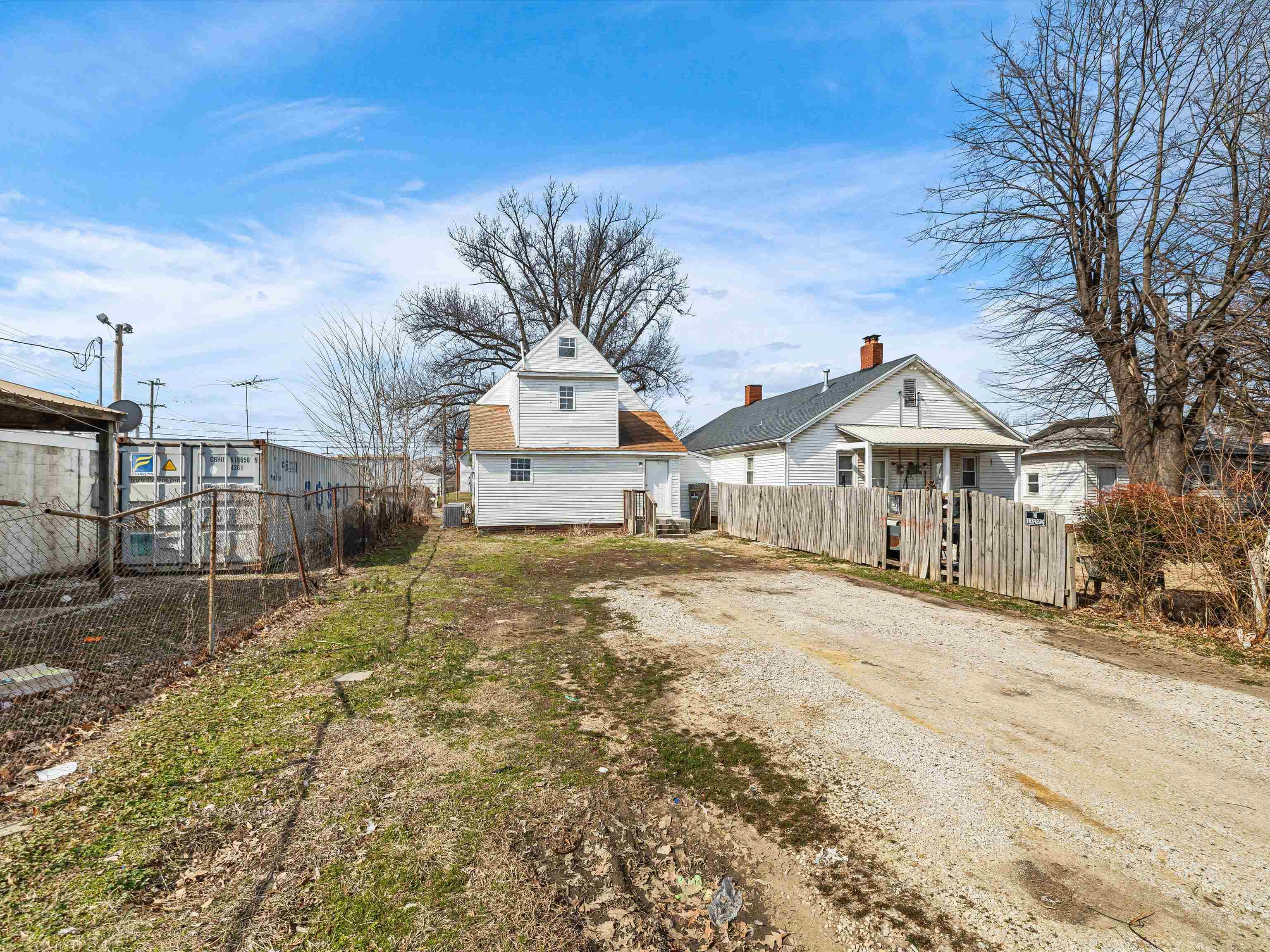 827 Walnut Street, Owensboro, Kentucky 42303, ,Multi-unit,For Sale,Walnut Street,91691
