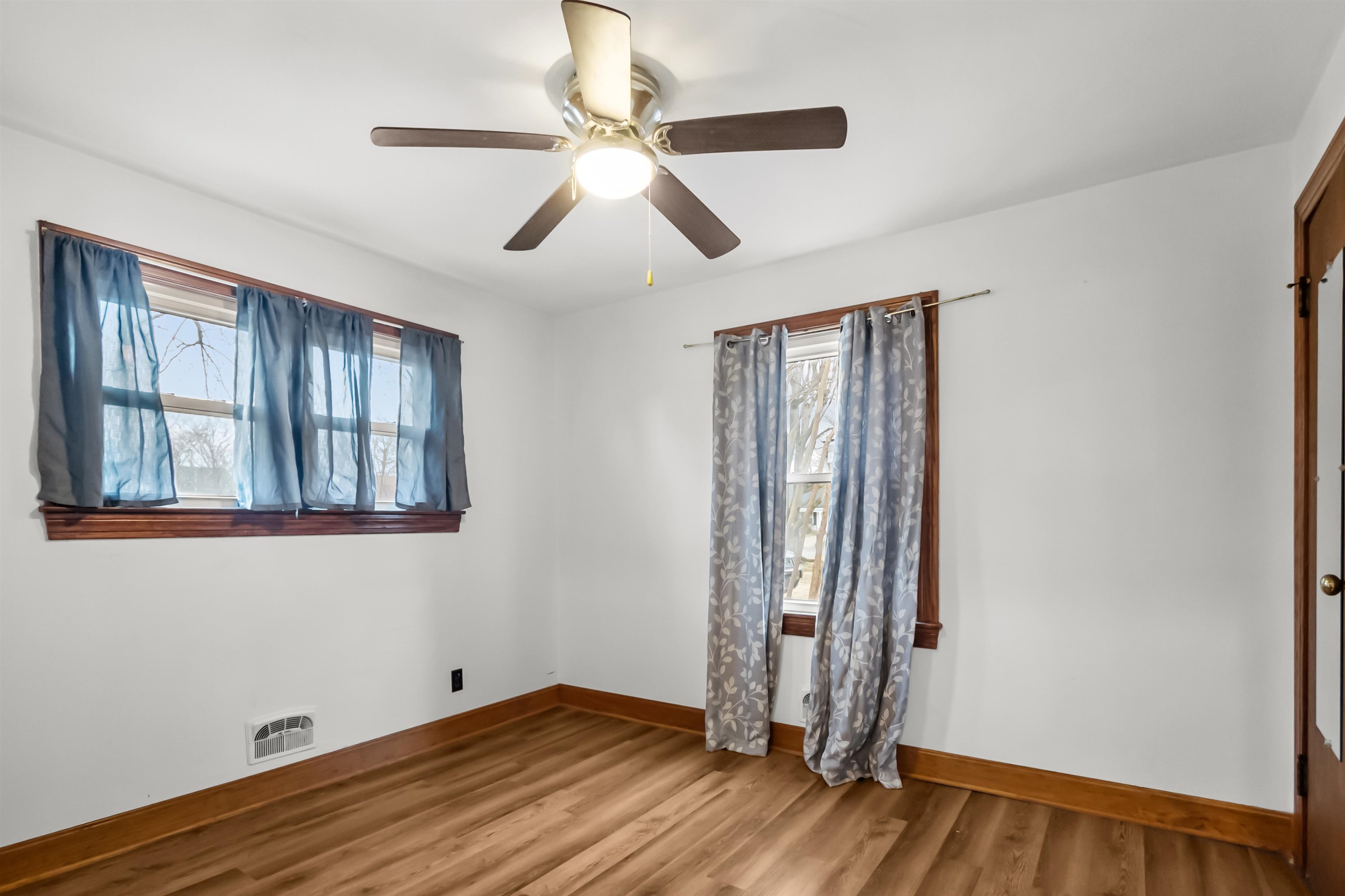 711 Stockton Dr, Owensboro, Kentucky 42303, 3 Bedrooms Bedrooms, ,1 BathroomBathrooms,Single Family Residence,For Sale,Stockton Dr,91700