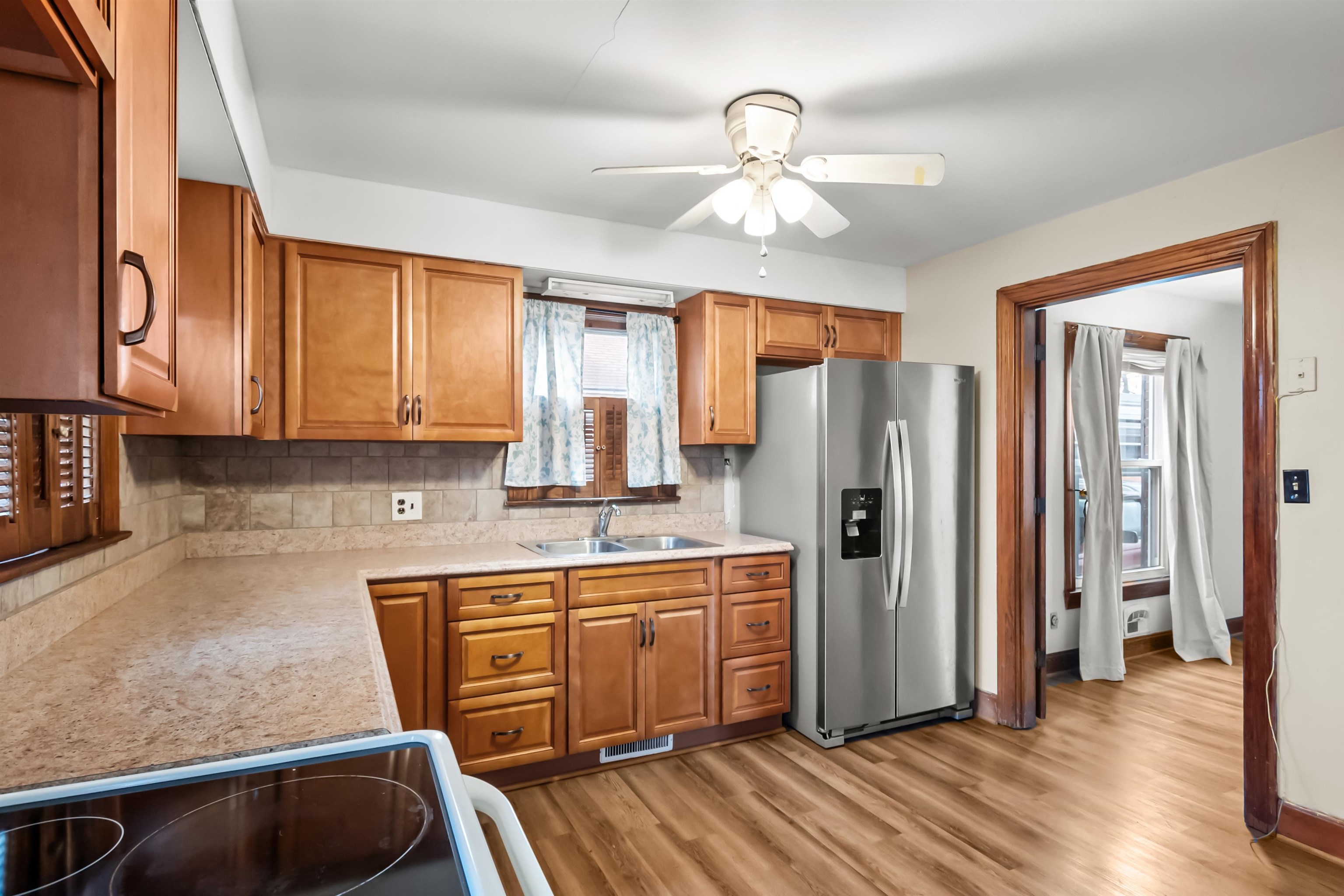 711 Stockton Dr, Owensboro, Kentucky 42303, 3 Bedrooms Bedrooms, ,1 BathroomBathrooms,Single Family Residence,For Sale,Stockton Dr,91700