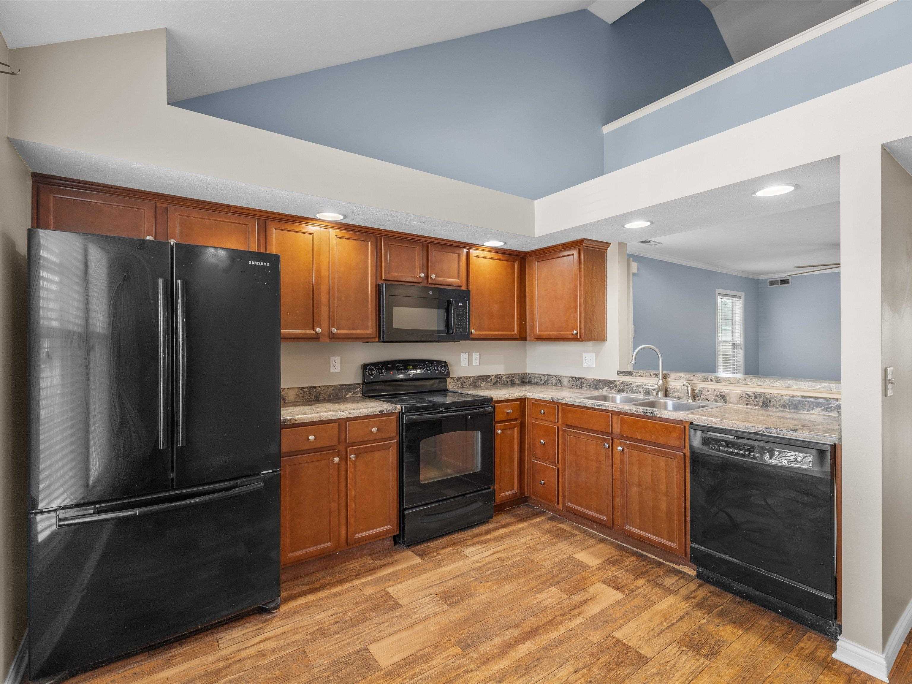 2130 Village Run, Owensboro, Kentucky 42303, 3 Bedrooms Bedrooms, ,2 BathroomsBathrooms,Single Family Residence,For Sale,Village Run,91707