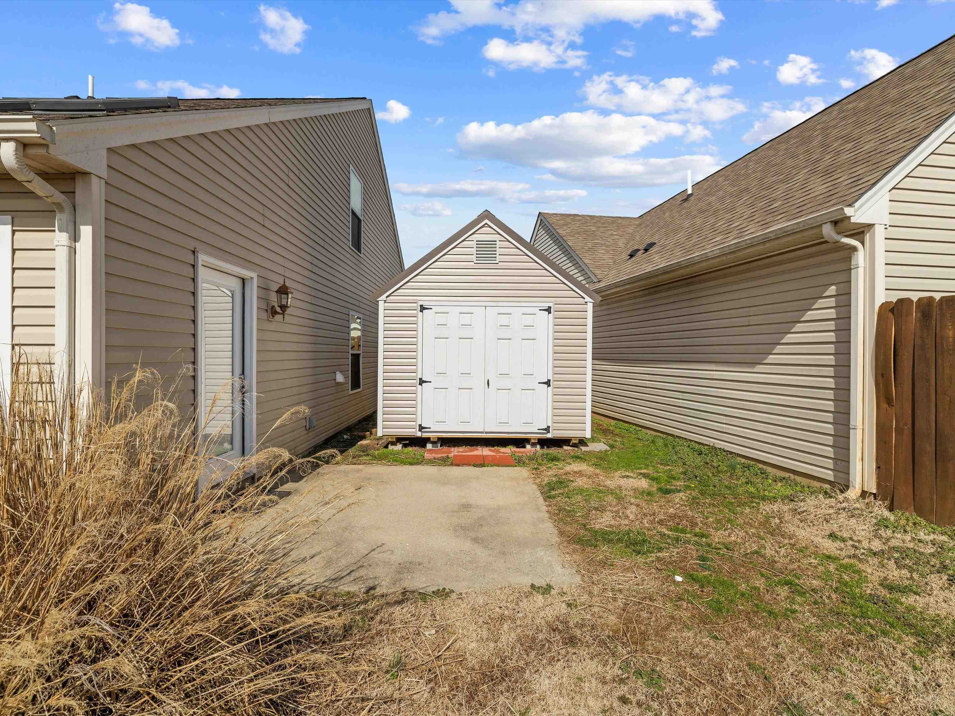2130 Village Run, Owensboro, Kentucky 42303, 3 Bedrooms Bedrooms, ,2 BathroomsBathrooms,Single Family Residence,For Sale,Village Run,91707