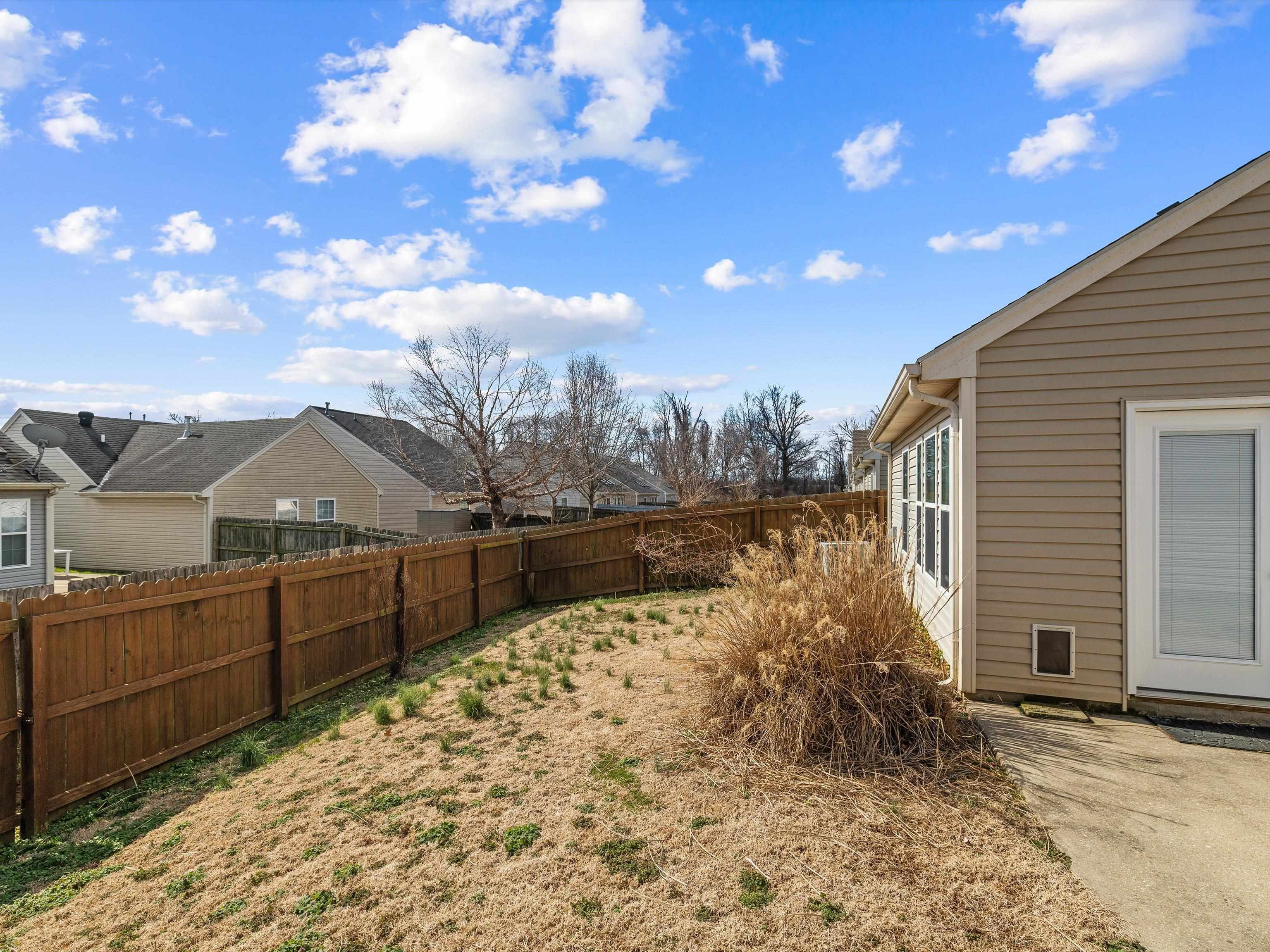 2130 Village Run, Owensboro, Kentucky 42303, 3 Bedrooms Bedrooms, ,2 BathroomsBathrooms,Single Family Residence,For Sale,Village Run,91707