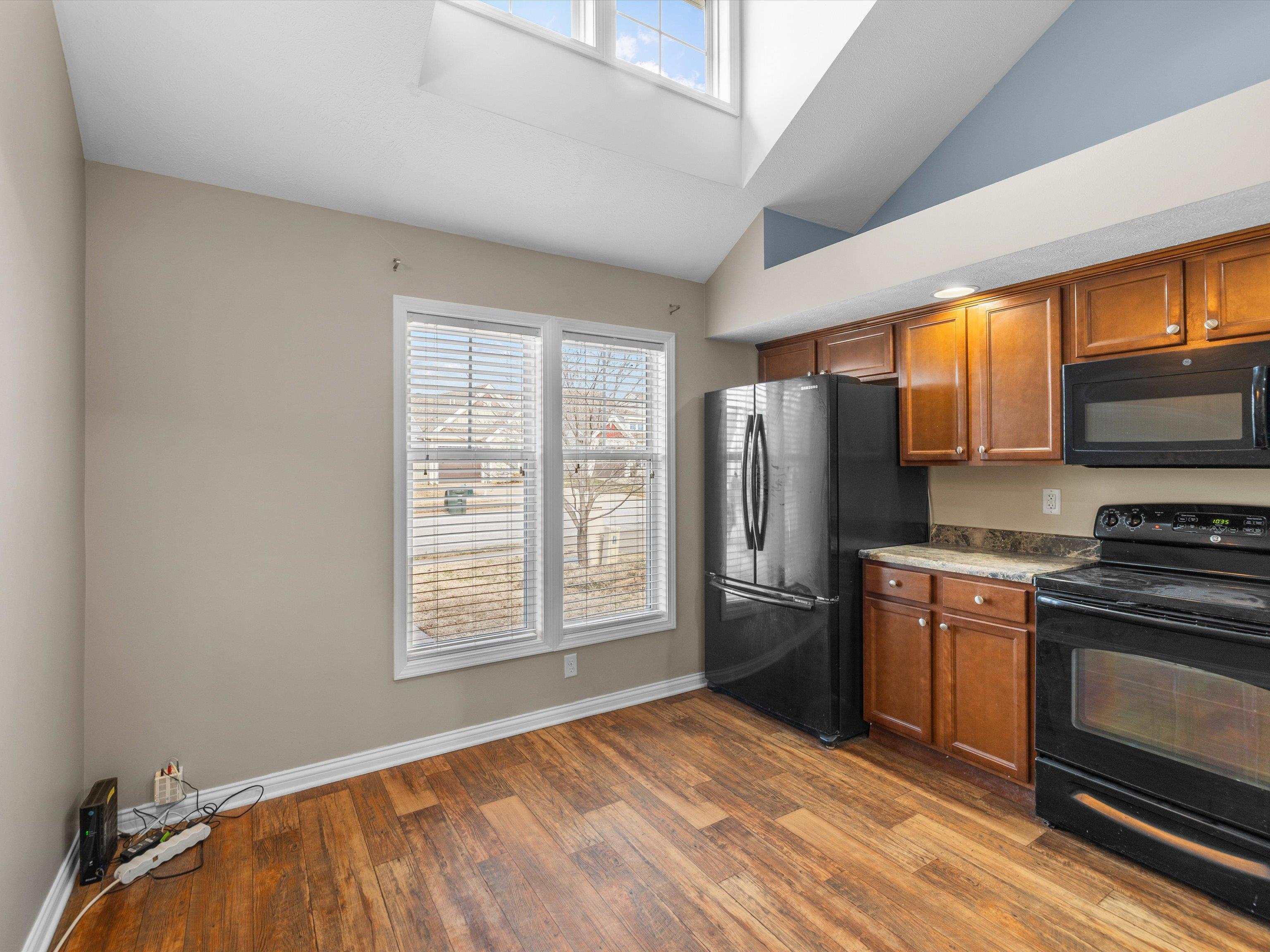 2130 Village Run, Owensboro, Kentucky 42303, 3 Bedrooms Bedrooms, ,2 BathroomsBathrooms,Single Family Residence,For Sale,Village Run,91707