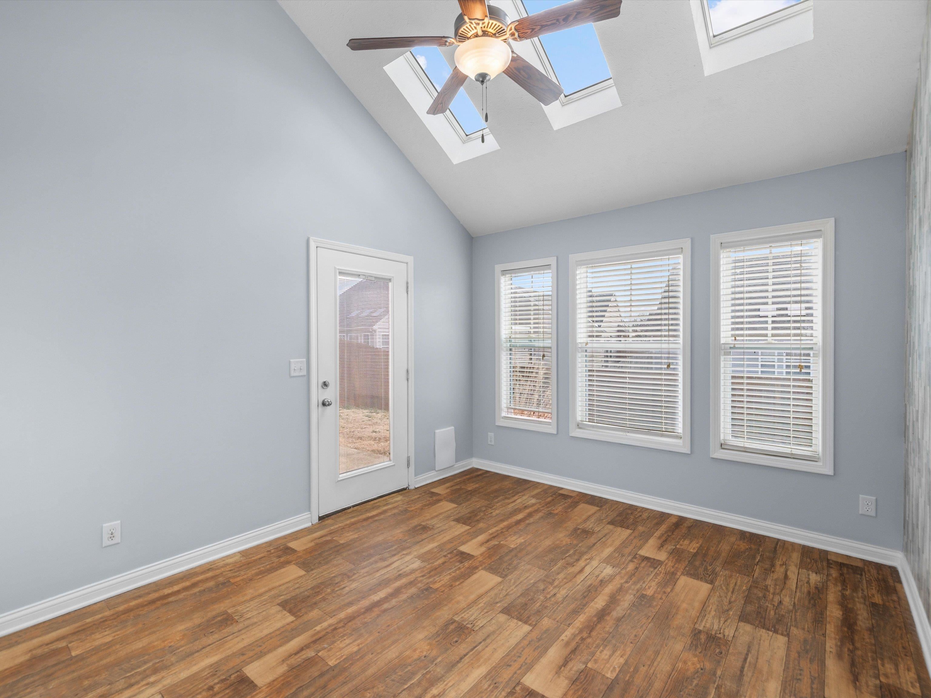 2130 Village Run, Owensboro, Kentucky 42303, 3 Bedrooms Bedrooms, ,2 BathroomsBathrooms,Single Family Residence,For Sale,Village Run,91707