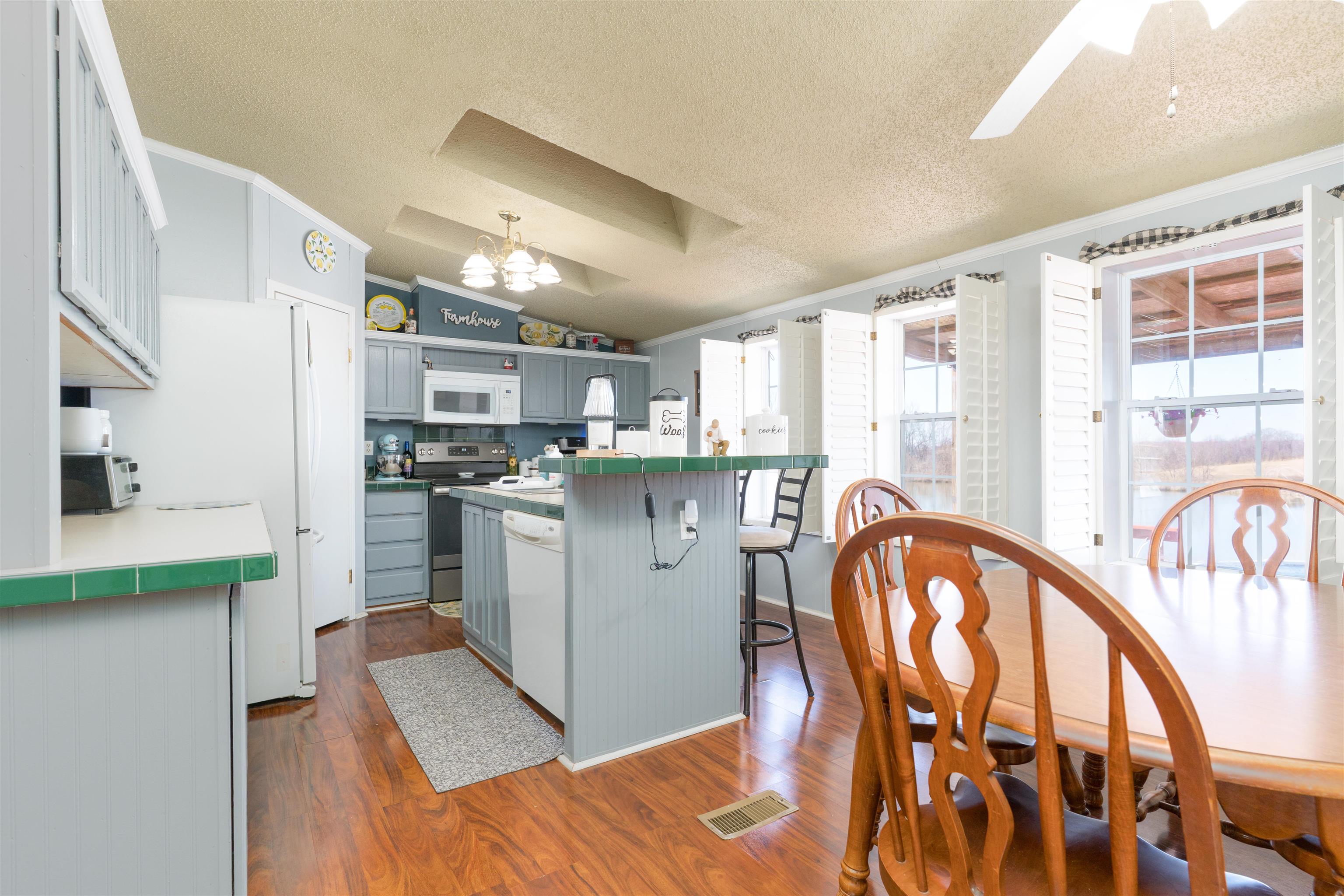 255 Schneider Tanner Lane, Calhoun, Kentucky 42327, 3 Bedrooms Bedrooms, ,2 BathroomsBathrooms,Single Family Residence,For Sale,Schneider Tanner Lane,91719