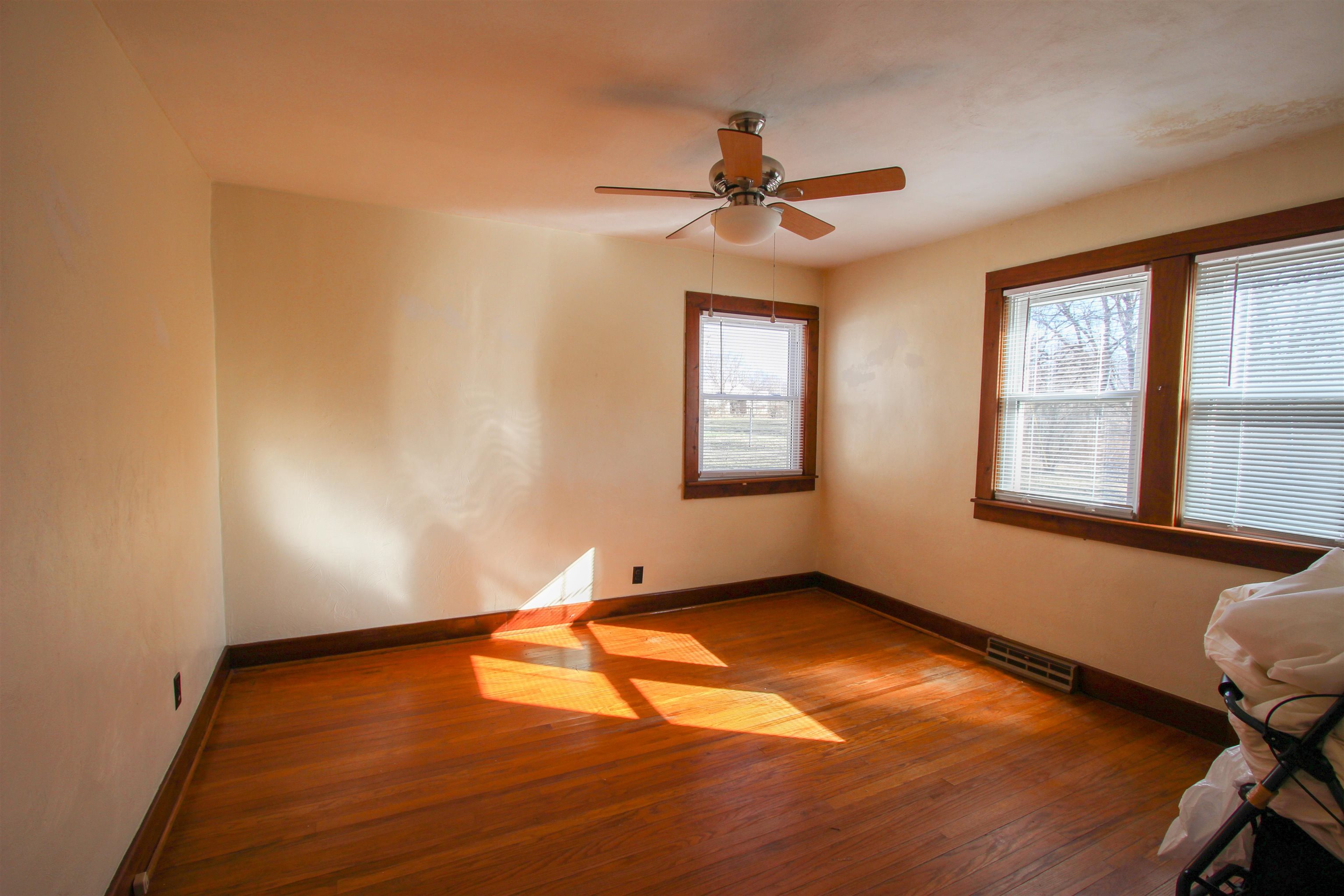 13387 Highway 231, Utica, Kentucky 42376, 3 Bedrooms Bedrooms, ,1 BathroomBathrooms,Single Family Residence,For Sale,Highway 231,91723