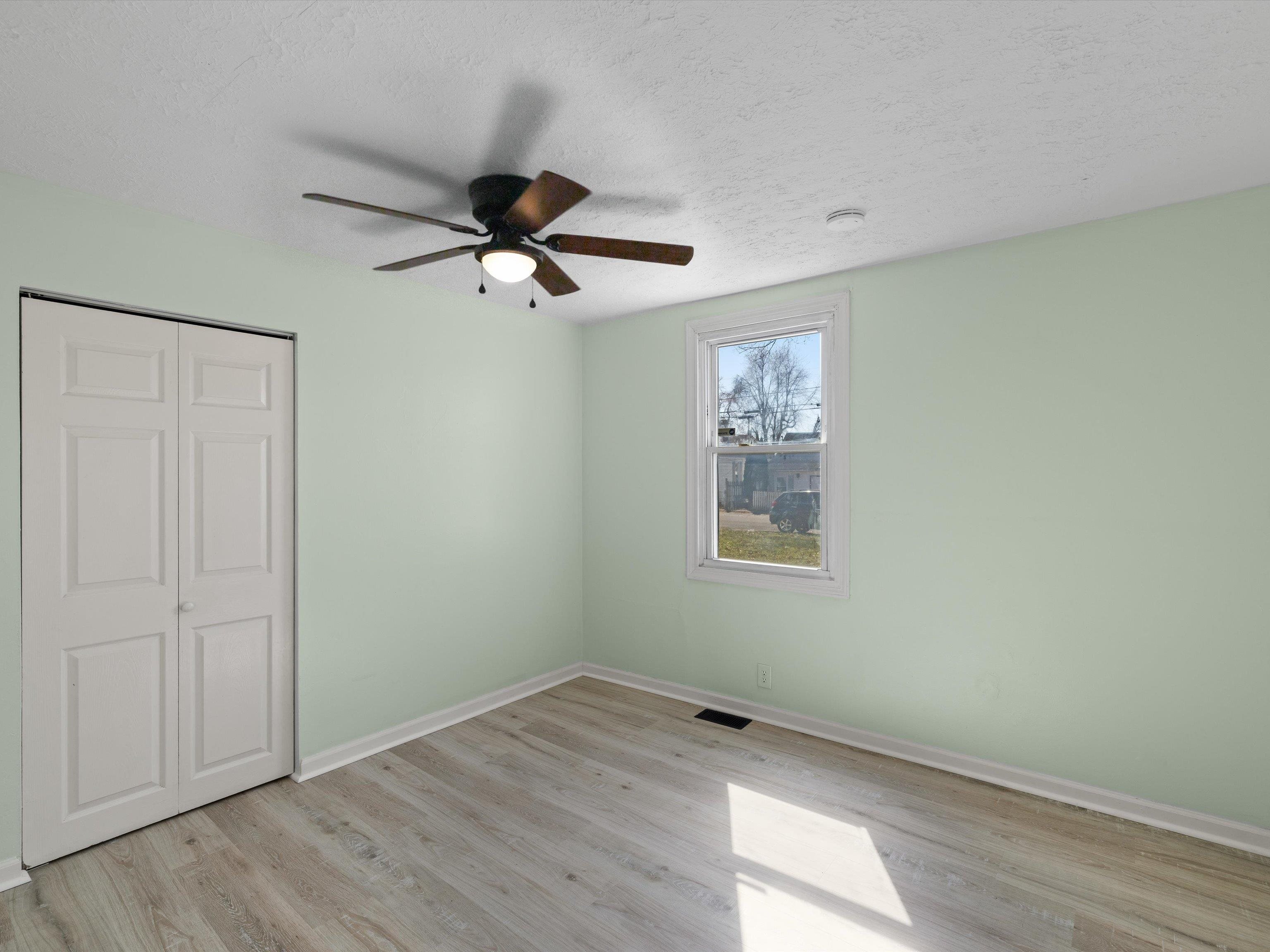 1708 Monarch Avenue, Owensboro, Kentucky 42303, 3 Bedrooms Bedrooms, ,1 BathroomBathrooms,Single Family Residence,For Sale,Monarch Avenue,91727