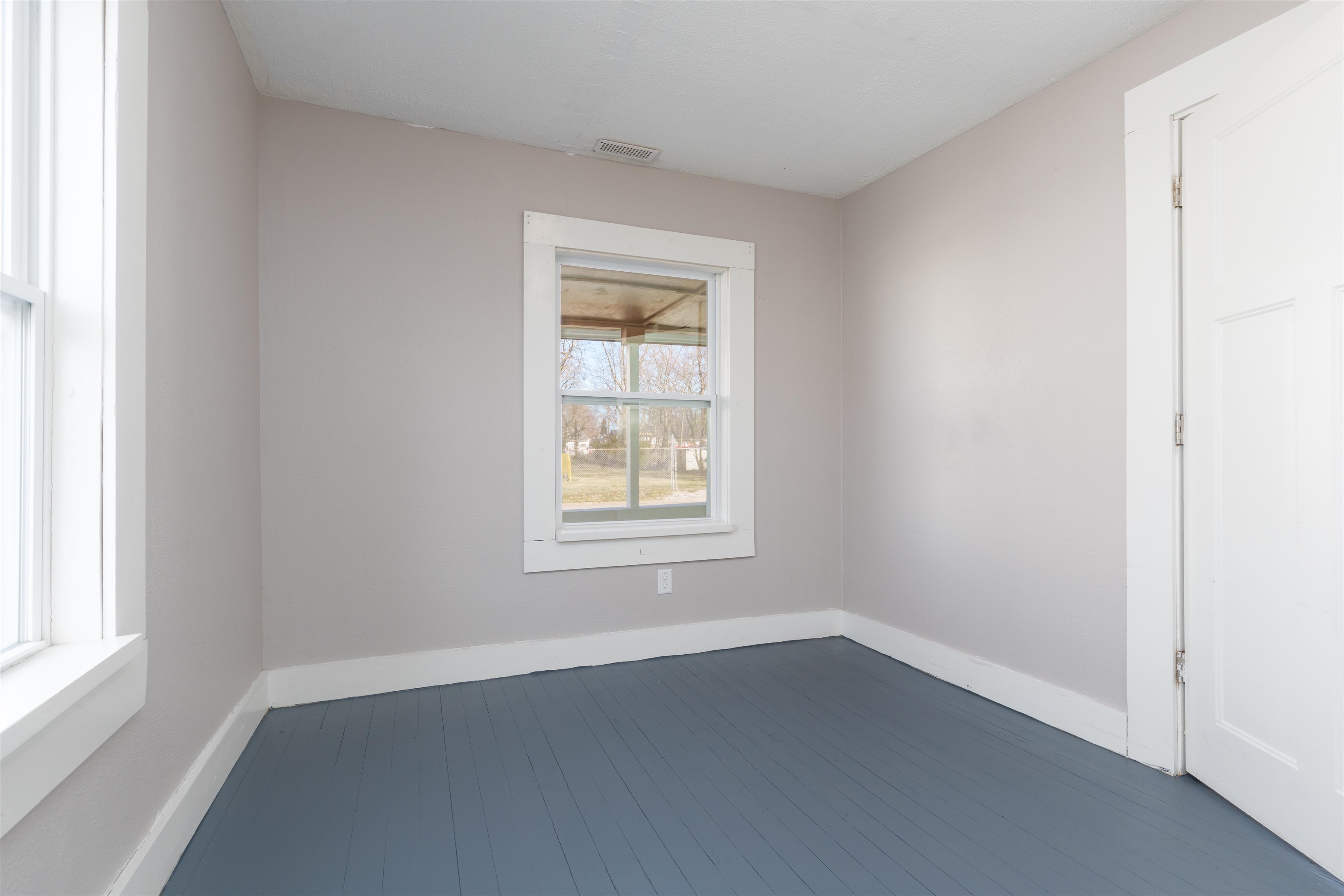 908 Mcgill St, Owensboro, Kentucky 42301, 3 Bedrooms Bedrooms, ,1 BathroomBathrooms,Single Family Residence,For Sale,Mcgill St,91742