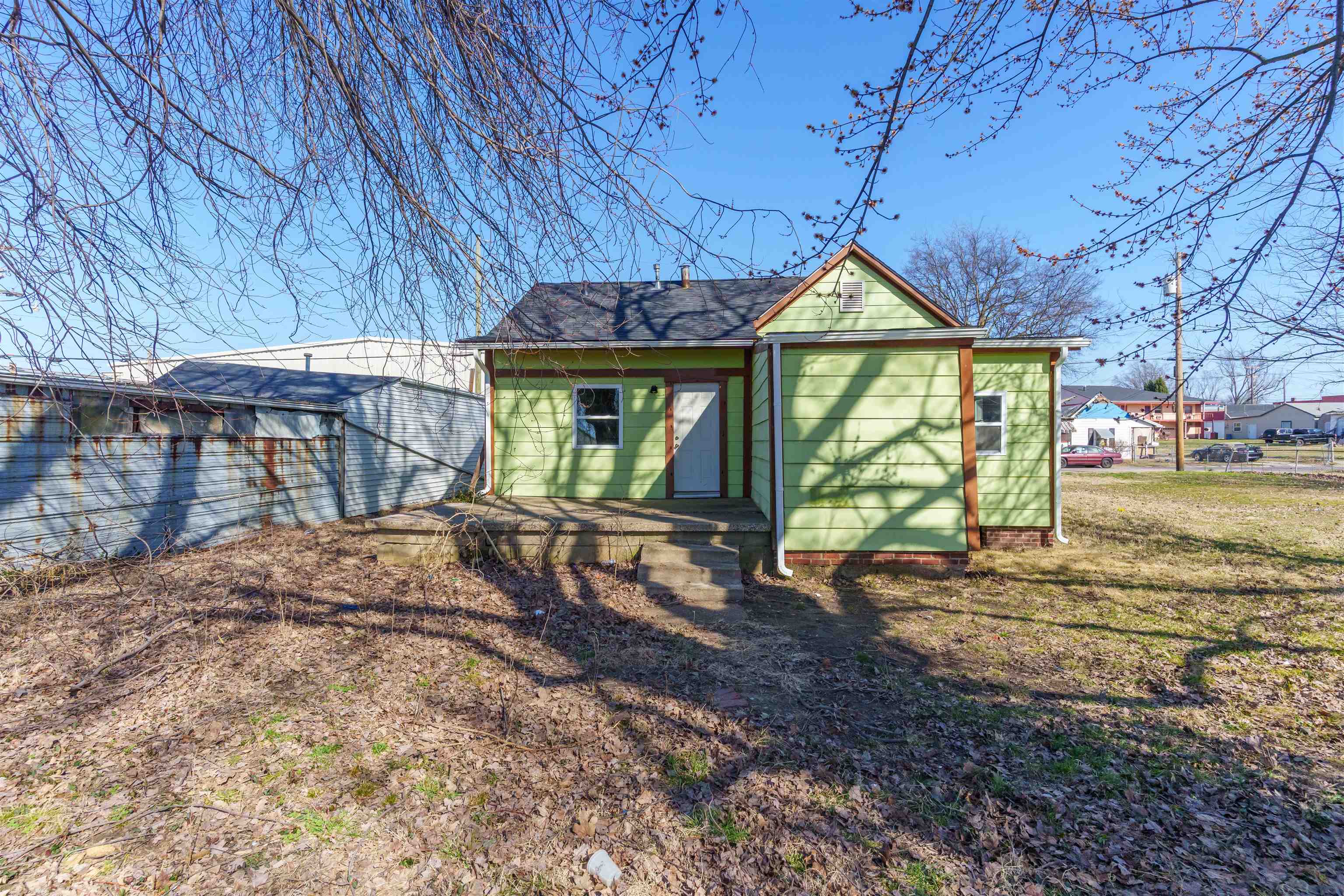 908 Mcgill St, Owensboro, Kentucky 42301, 3 Bedrooms Bedrooms, ,1 BathroomBathrooms,Single Family Residence,For Sale,Mcgill St,91742