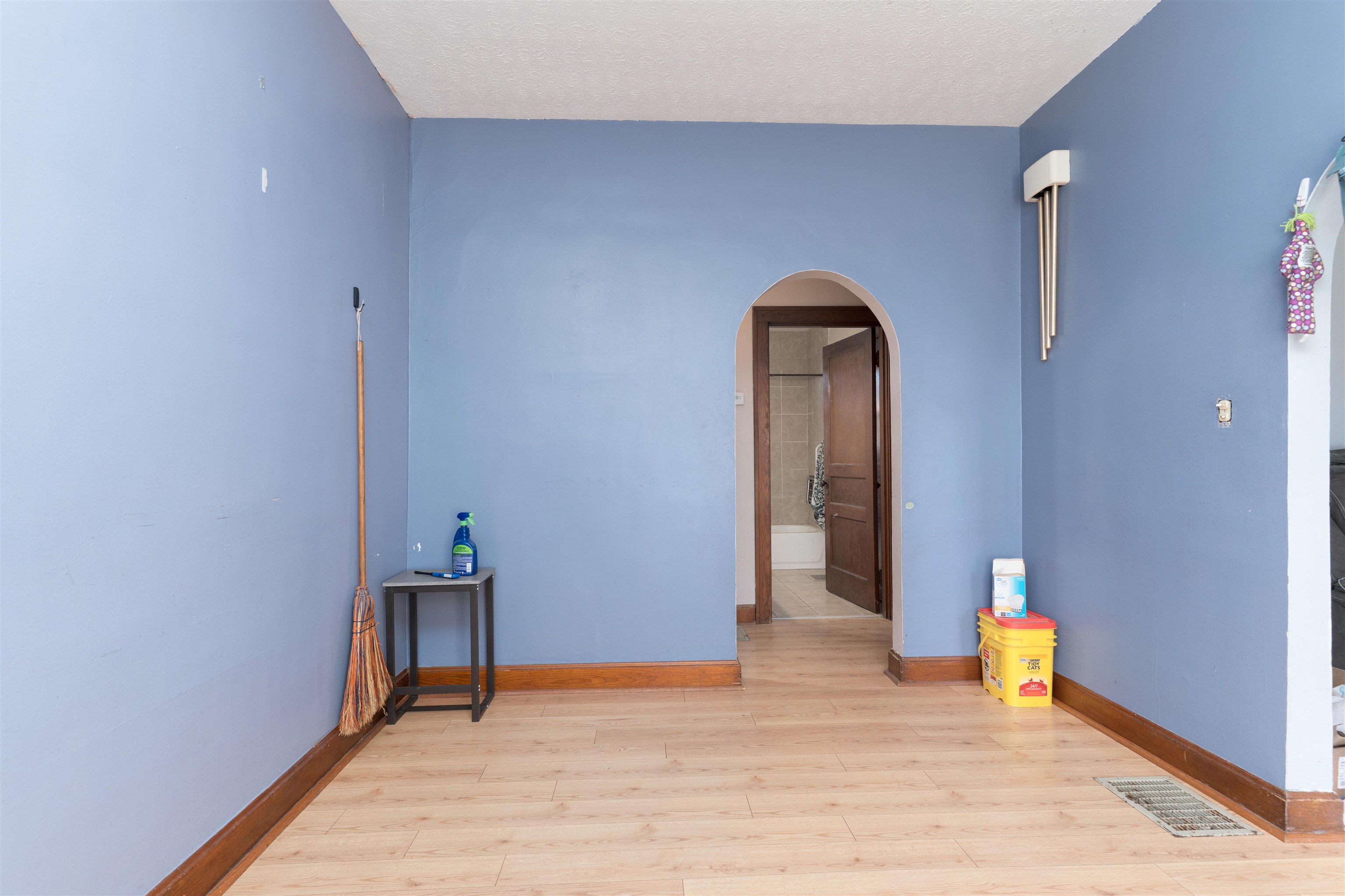 529 24th St, Owensboro, Kentucky 42303, 3 Bedrooms Bedrooms, ,1 BathroomBathrooms,Single Family Residence,For Sale,24th St,91743