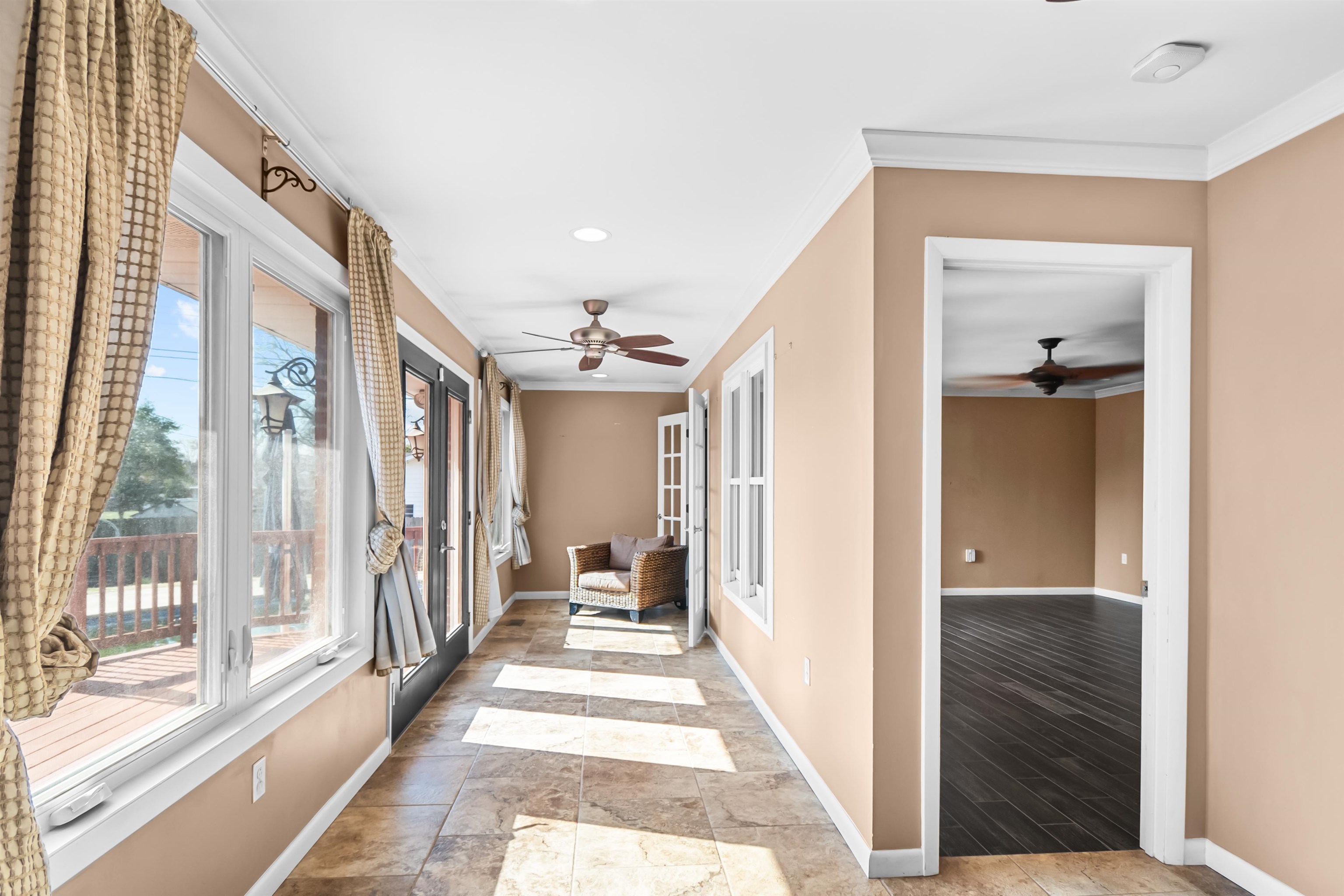 850 Parkway Drive, Owensboro, Kentucky 42303, 3 Bedrooms Bedrooms, ,2 BathroomsBathrooms,Single Family Residence,For Sale,Parkway Drive,91744