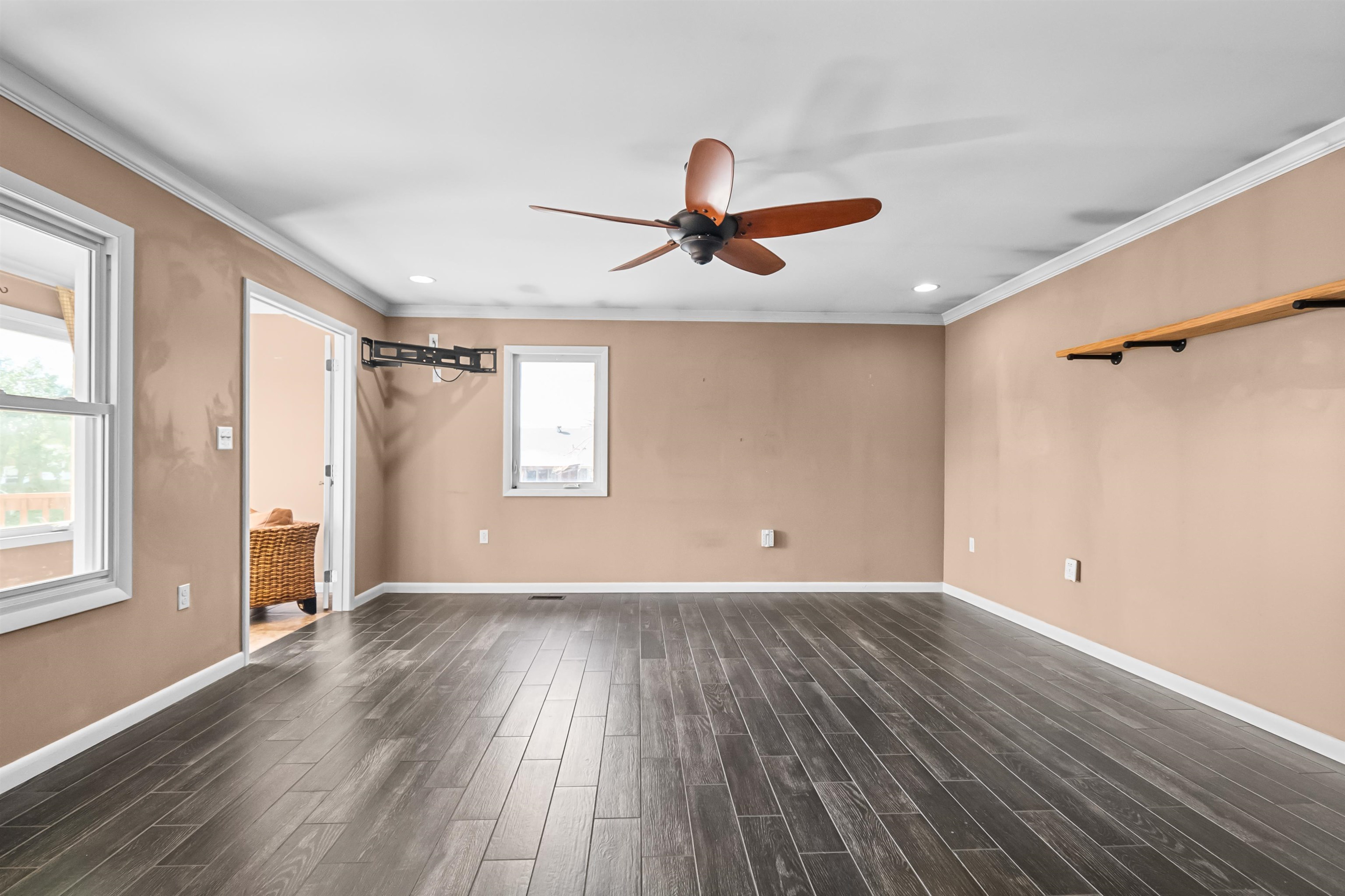 850 Parkway Drive, Owensboro, Kentucky 42303, 3 Bedrooms Bedrooms, ,2 BathroomsBathrooms,Single Family Residence,For Sale,Parkway Drive,91744