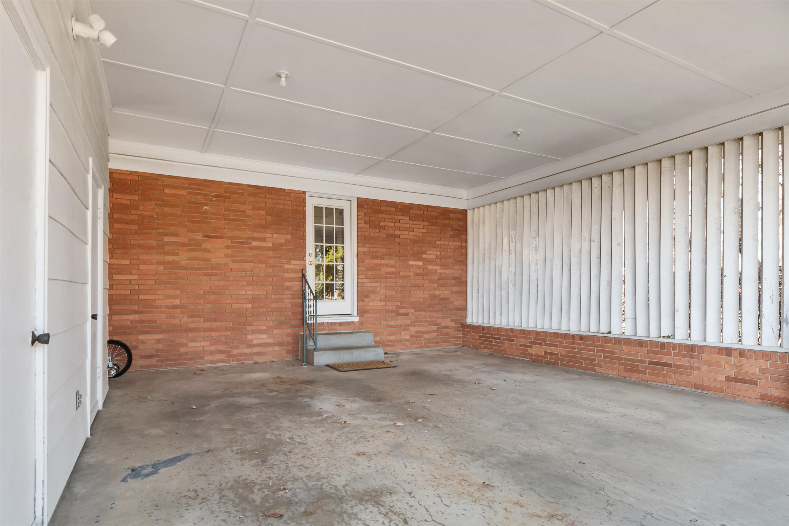 850 Parkway Drive, Owensboro, Kentucky 42303, 3 Bedrooms Bedrooms, ,2 BathroomsBathrooms,Single Family Residence,For Sale,Parkway Drive,91744