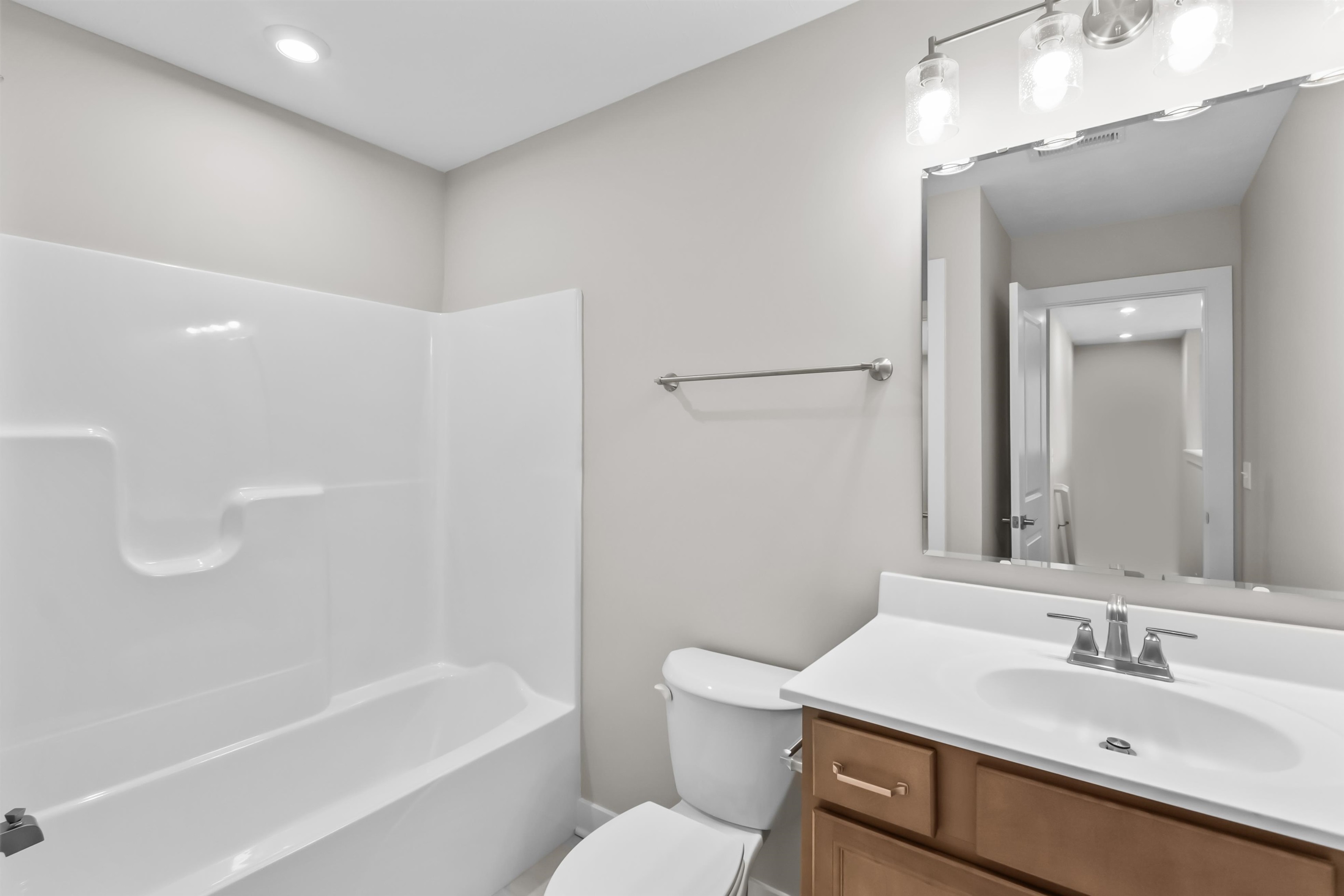 5904 Jessica Ln., Owensboro, Kentucky 42303, 4 Bedrooms Bedrooms, ,2 BathroomsBathrooms,Single Family Residence,For Sale,Jessica Ln.,91748