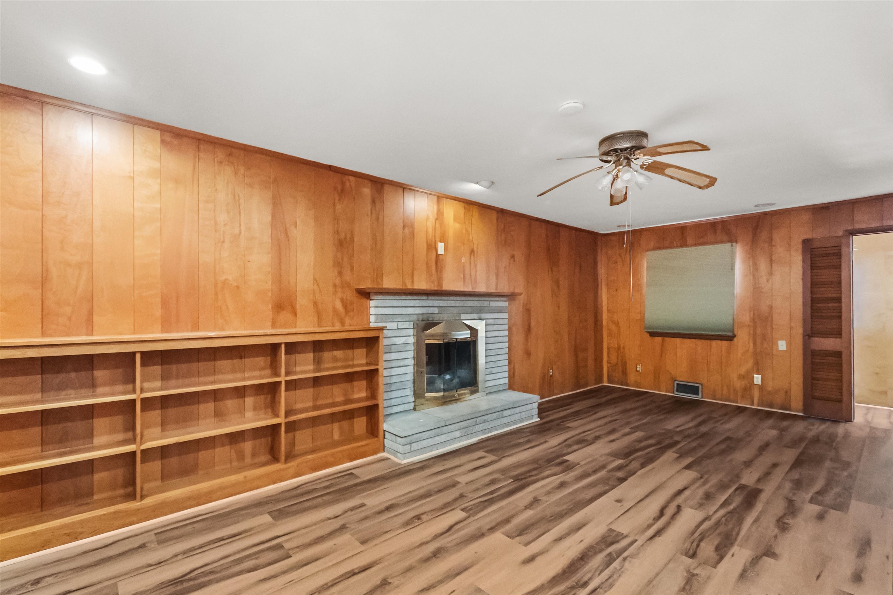 2516 Farrier Place, Owensboro, Kentucky 42301, 3 Bedrooms Bedrooms, ,1 BathroomBathrooms,Single Family Residence,For Sale,Farrier Place,91755