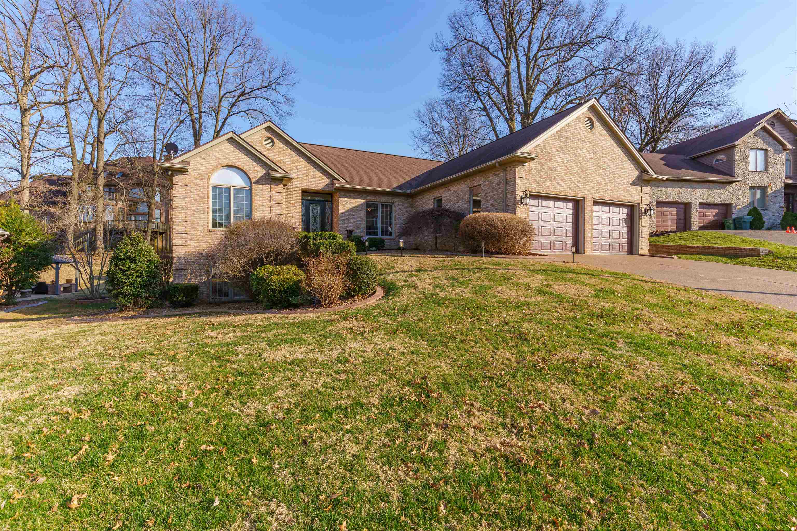 4410 Wilderness Trace, Owensboro, Kentucky 42303, 5 Bedrooms Bedrooms, ,3 BathroomsBathrooms,Single Family Residence,For Sale,Wilderness Trace,91756