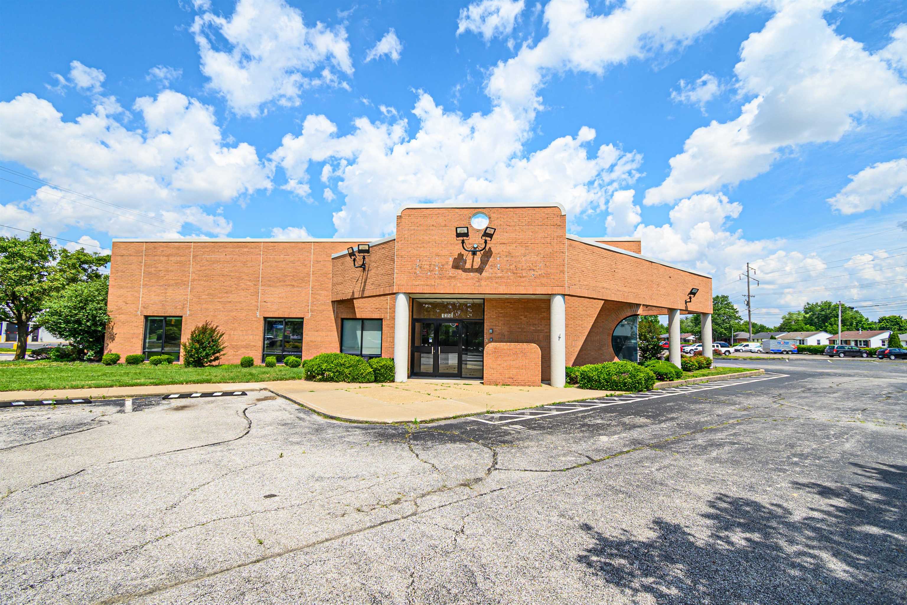 1350 Carter Rd, Owensboro, Kentucky 42301, ,Retail,For Sale,Carter Rd,91757