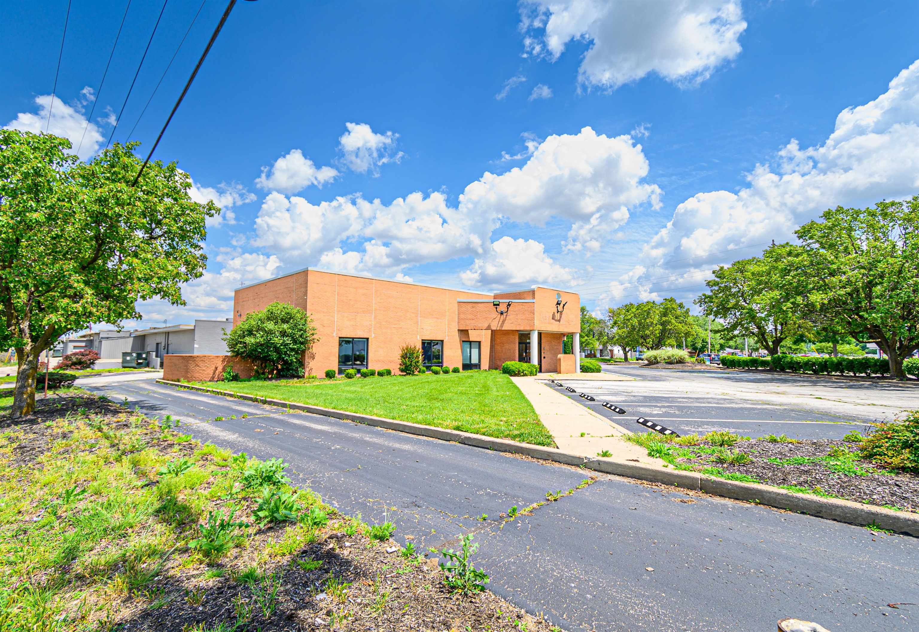 1350 Carter Rd, Owensboro, Kentucky 42301, ,Retail,For Sale,Carter Rd,91757