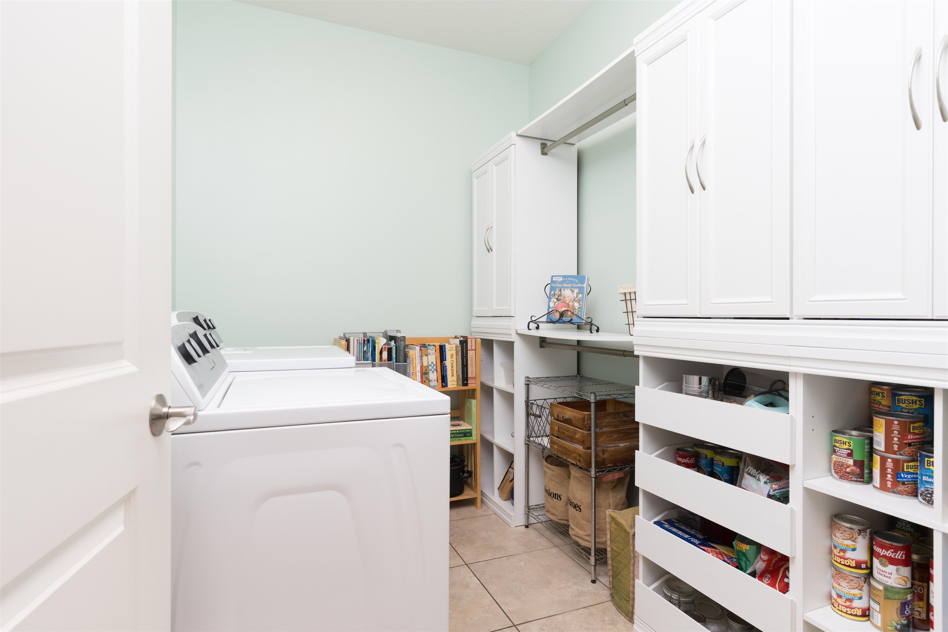 4475 Springhurst Ln, Owensboro, Kentucky 42303, 4 Bedrooms Bedrooms, ,2 BathroomsBathrooms,Single Family Residence,For Sale,Springhurst Ln,91758