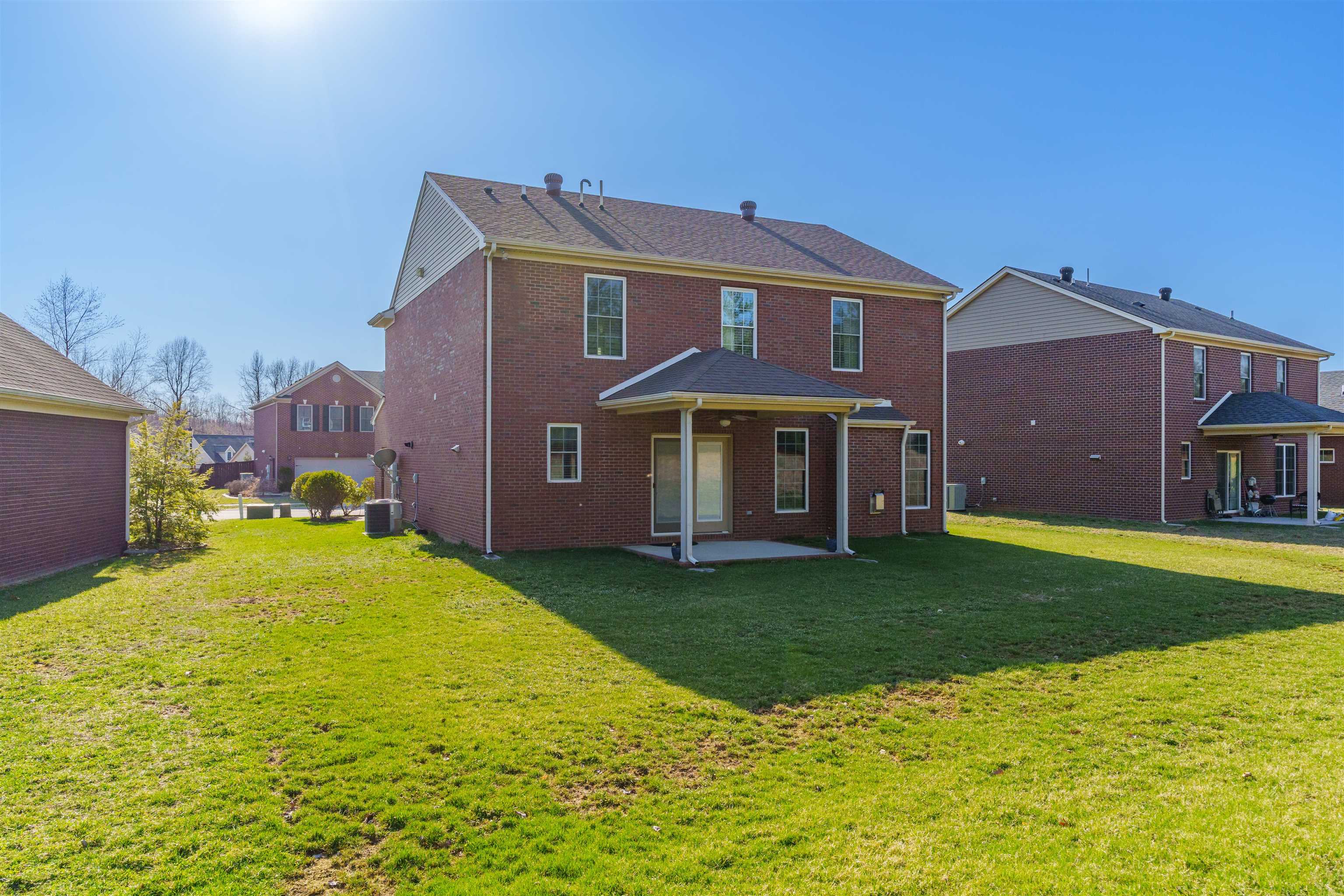 4475 Springhurst Ln, Owensboro, Kentucky 42303, 4 Bedrooms Bedrooms, ,2 BathroomsBathrooms,Single Family Residence,For Sale,Springhurst Ln,91758