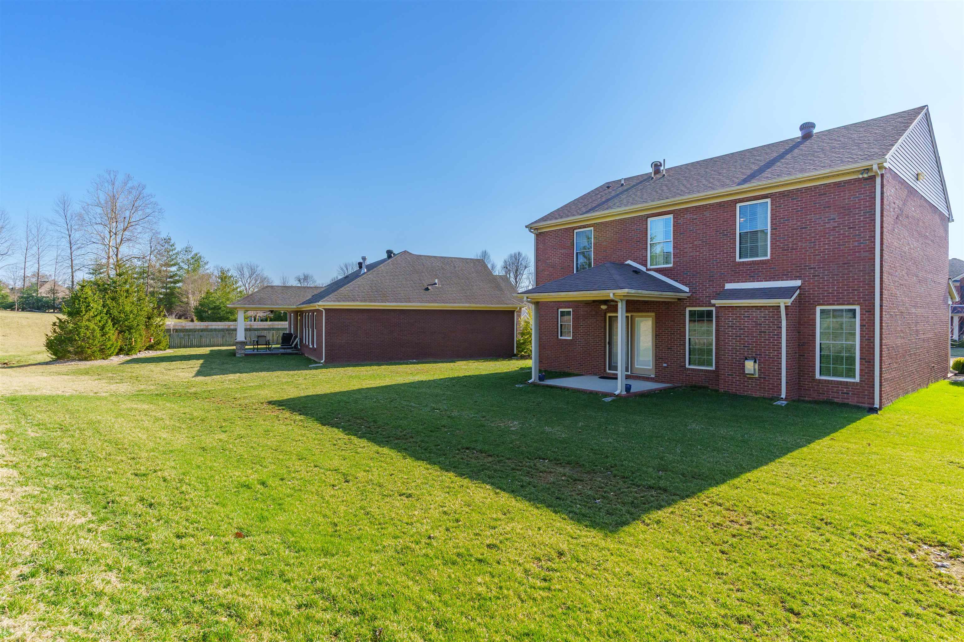 4475 Springhurst Ln, Owensboro, Kentucky 42303, 4 Bedrooms Bedrooms, ,2 BathroomsBathrooms,Single Family Residence,For Sale,Springhurst Ln,91758