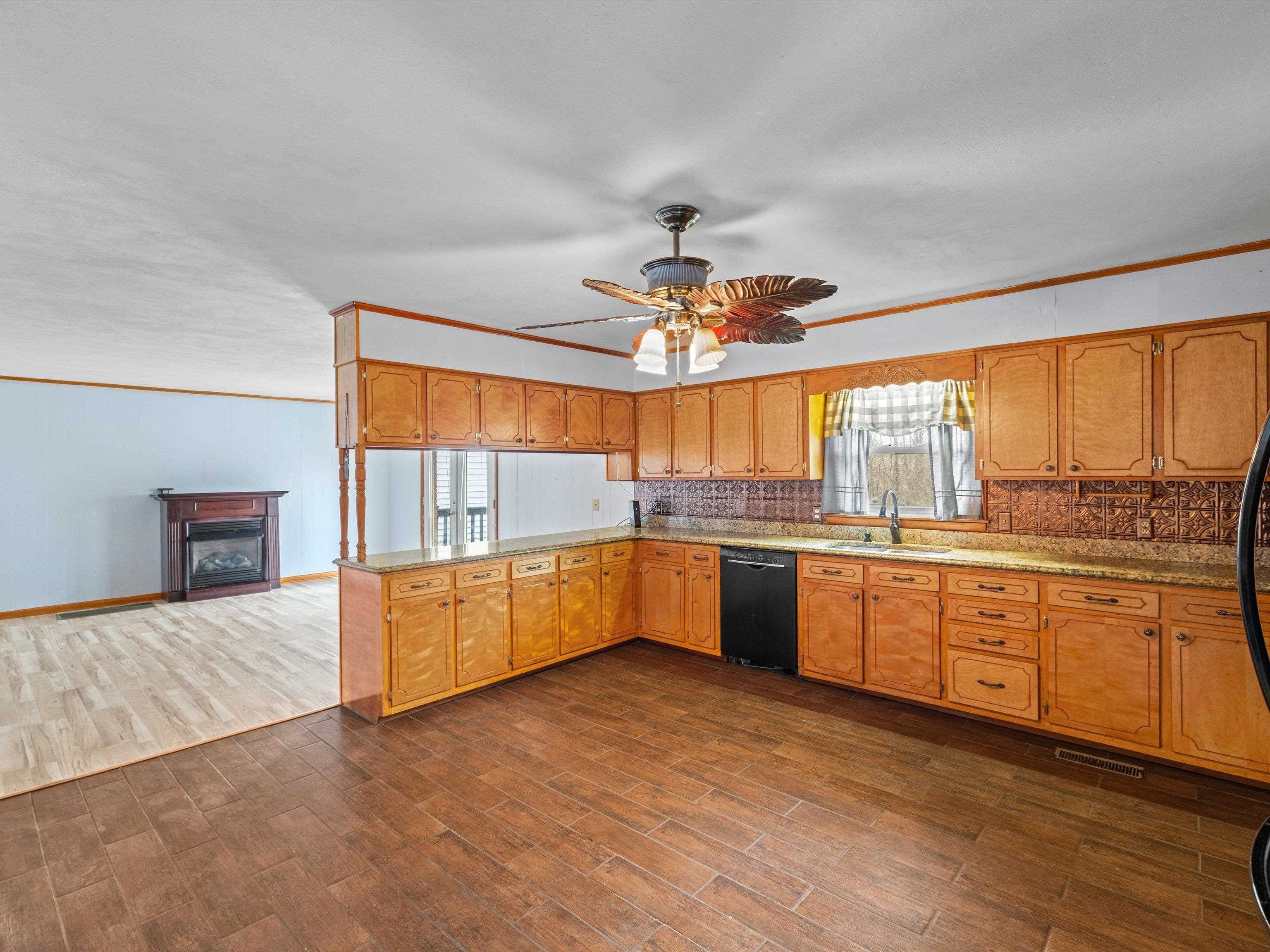 1035 Stringer Road, Sacramento, Kentucky 42372, 3 Bedrooms Bedrooms, ,3 BathroomsBathrooms,Single Family Residence,For Sale,Stringer Road,91759