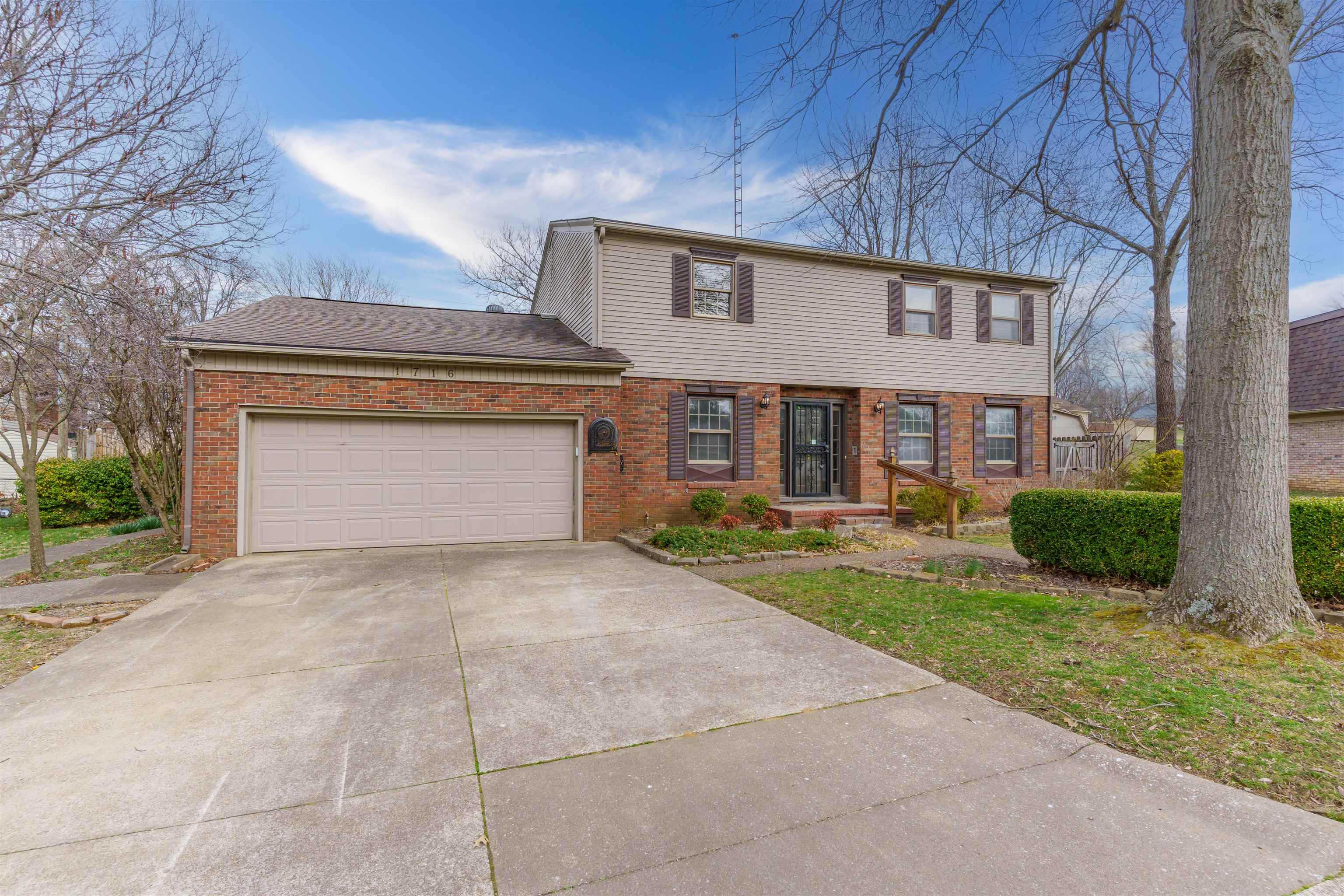 1716 Fawn Dr, Owensboro, Kentucky 42303, 4 Bedrooms Bedrooms, ,2 BathroomsBathrooms,Single Family Residence,For Sale,Fawn Dr,91762