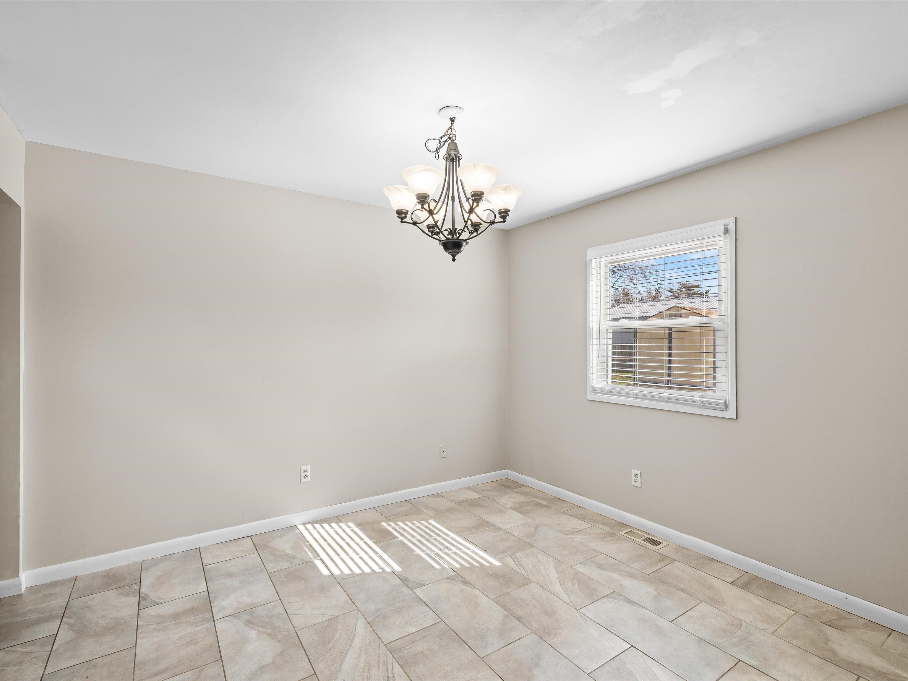 2509 Gallahadion Ct., Owensboro, Kentucky 42301, 3 Bedrooms Bedrooms, ,2 BathroomsBathrooms,Single Family Residence,For Sale,Gallahadion Ct.,91764