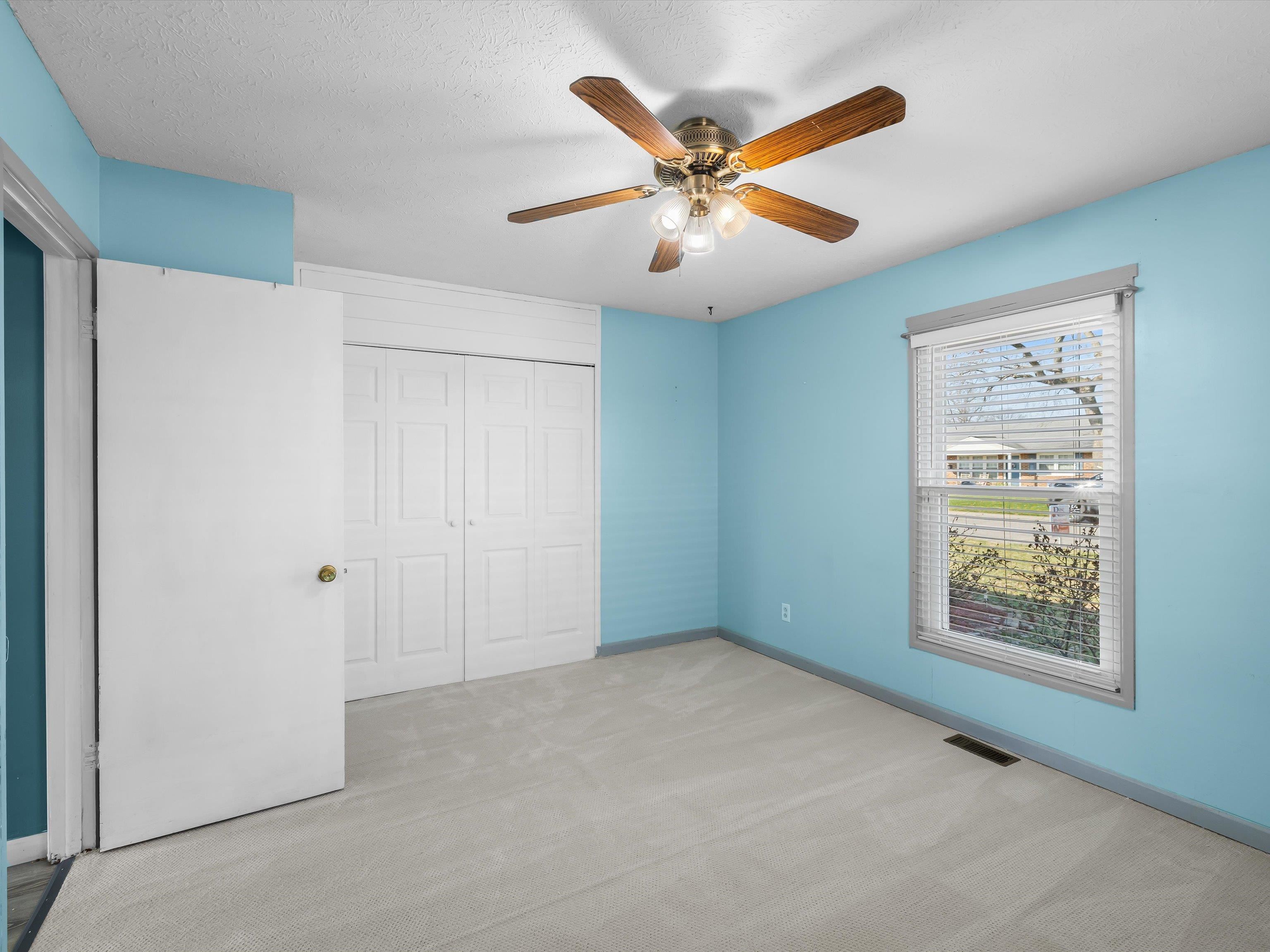 2509 Gallahadion Ct., Owensboro, Kentucky 42301, 3 Bedrooms Bedrooms, ,2 BathroomsBathrooms,Single Family Residence,For Sale,Gallahadion Ct.,91764