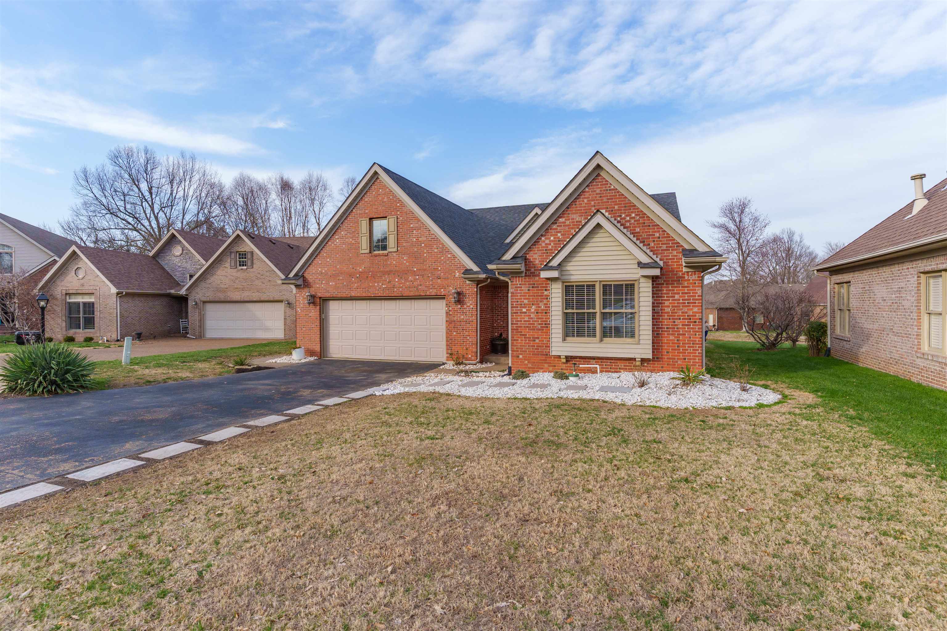 1715 Sanctuary, Owensboro, Kentucky 42303, 3 Bedrooms Bedrooms, ,2 BathroomsBathrooms,Single Family Residence,For Sale,Sanctuary,91769