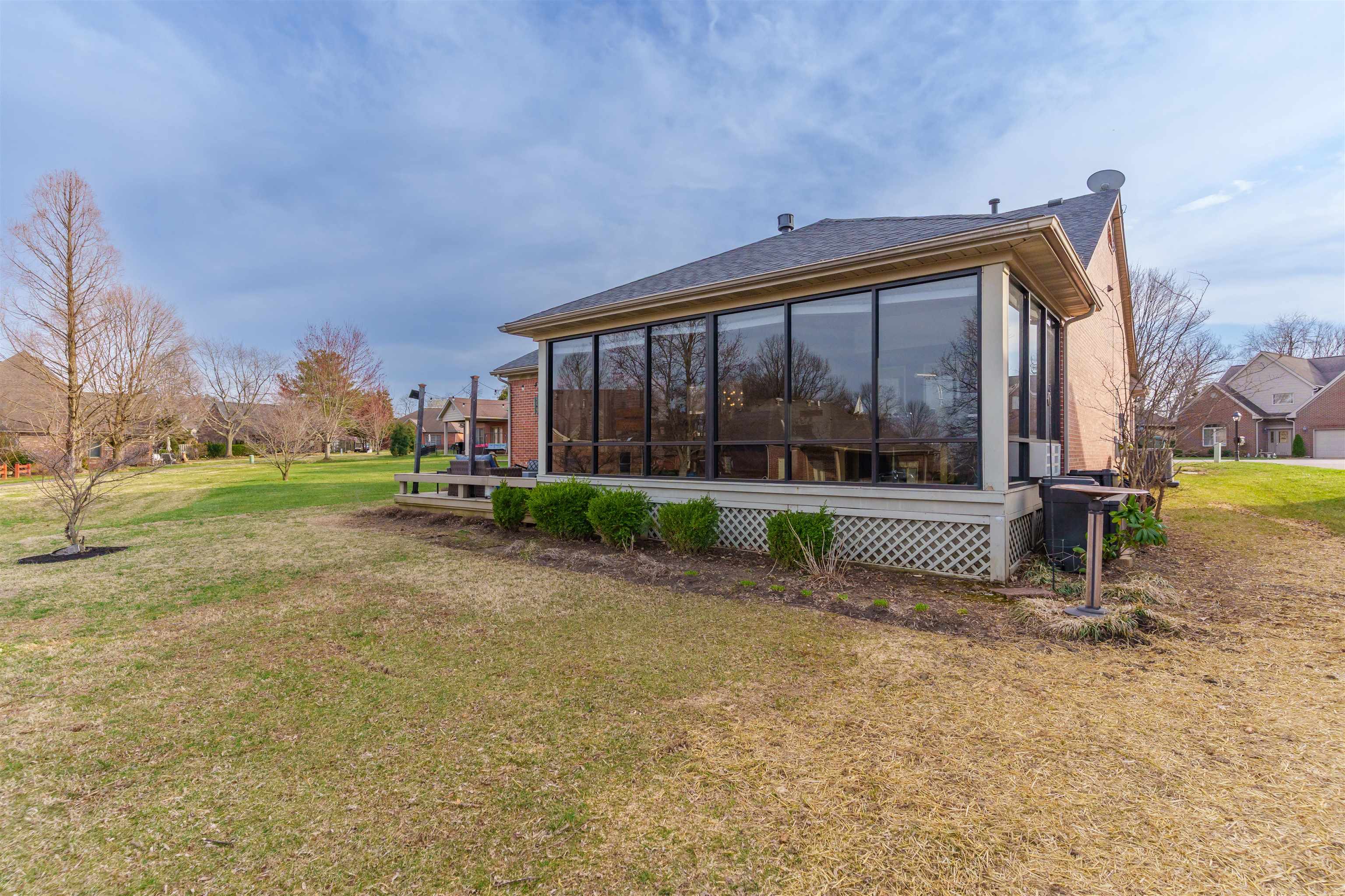 1715 Sanctuary, Owensboro, Kentucky 42303, 3 Bedrooms Bedrooms, ,2 BathroomsBathrooms,Single Family Residence,For Sale,Sanctuary,91769