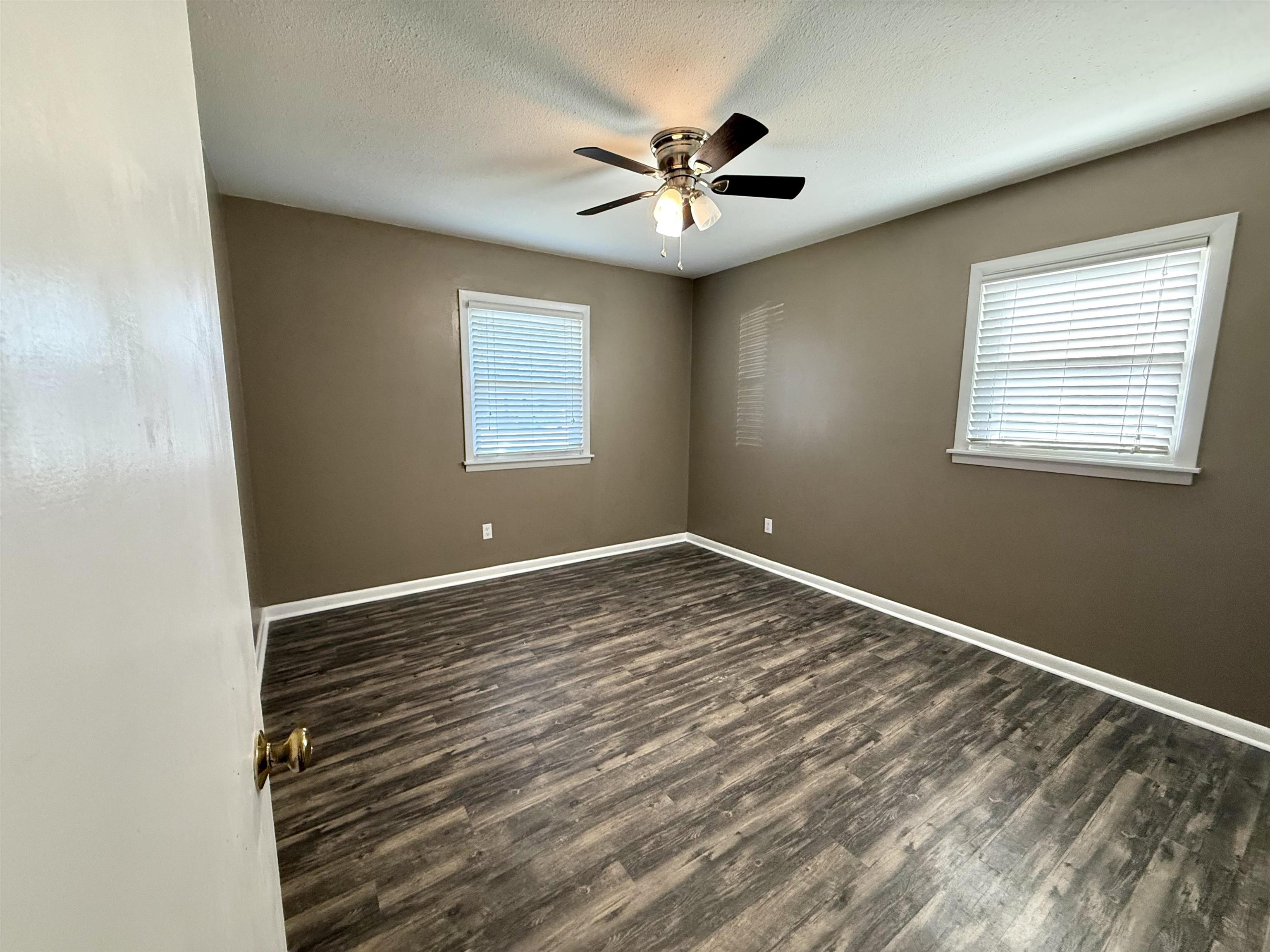 503 Catalina Dr, Owensboro, Kentucky 42303, 3 Bedrooms Bedrooms, ,1 BathroomBathrooms,Single Family Residence,For Sale,Catalina Dr,91776
