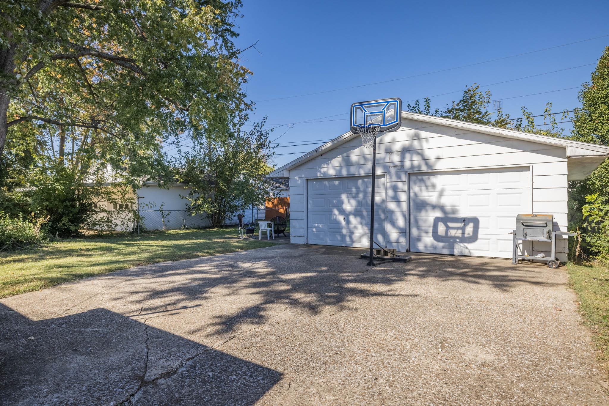 503 Catalina Dr, Owensboro, Kentucky 42303, 3 Bedrooms Bedrooms, ,1 BathroomBathrooms,Single Family Residence,For Sale,Catalina Dr,91776