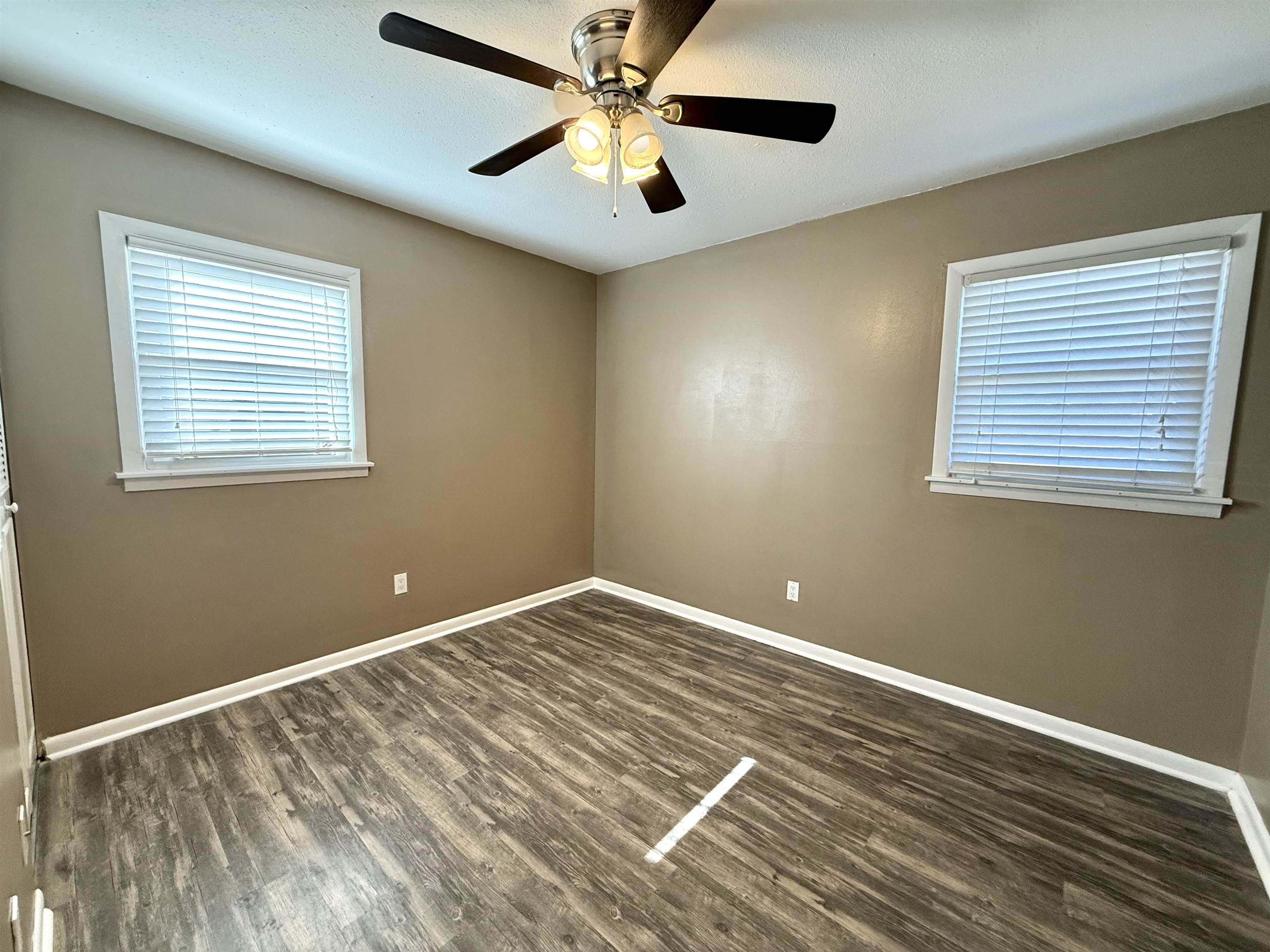 503 Catalina Dr, Owensboro, Kentucky 42303, 3 Bedrooms Bedrooms, ,1 BathroomBathrooms,Single Family Residence,For Sale,Catalina Dr,91776