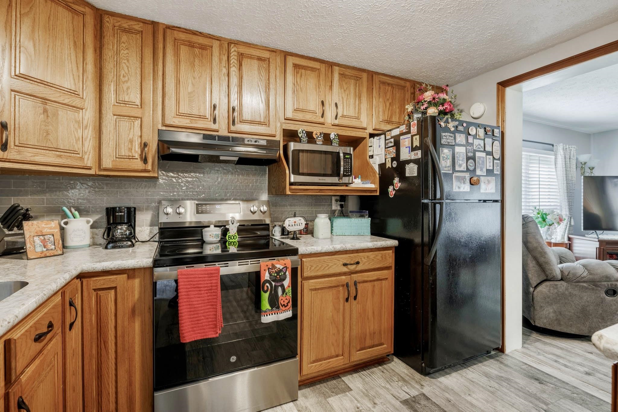 4760 Hawesville Easton Rd, Reynolds Station, Kentucky 42368, 3 Bedrooms Bedrooms, ,1 BathroomBathrooms,Manufactured Home,For Sale,Hawesville Easton Rd,91777