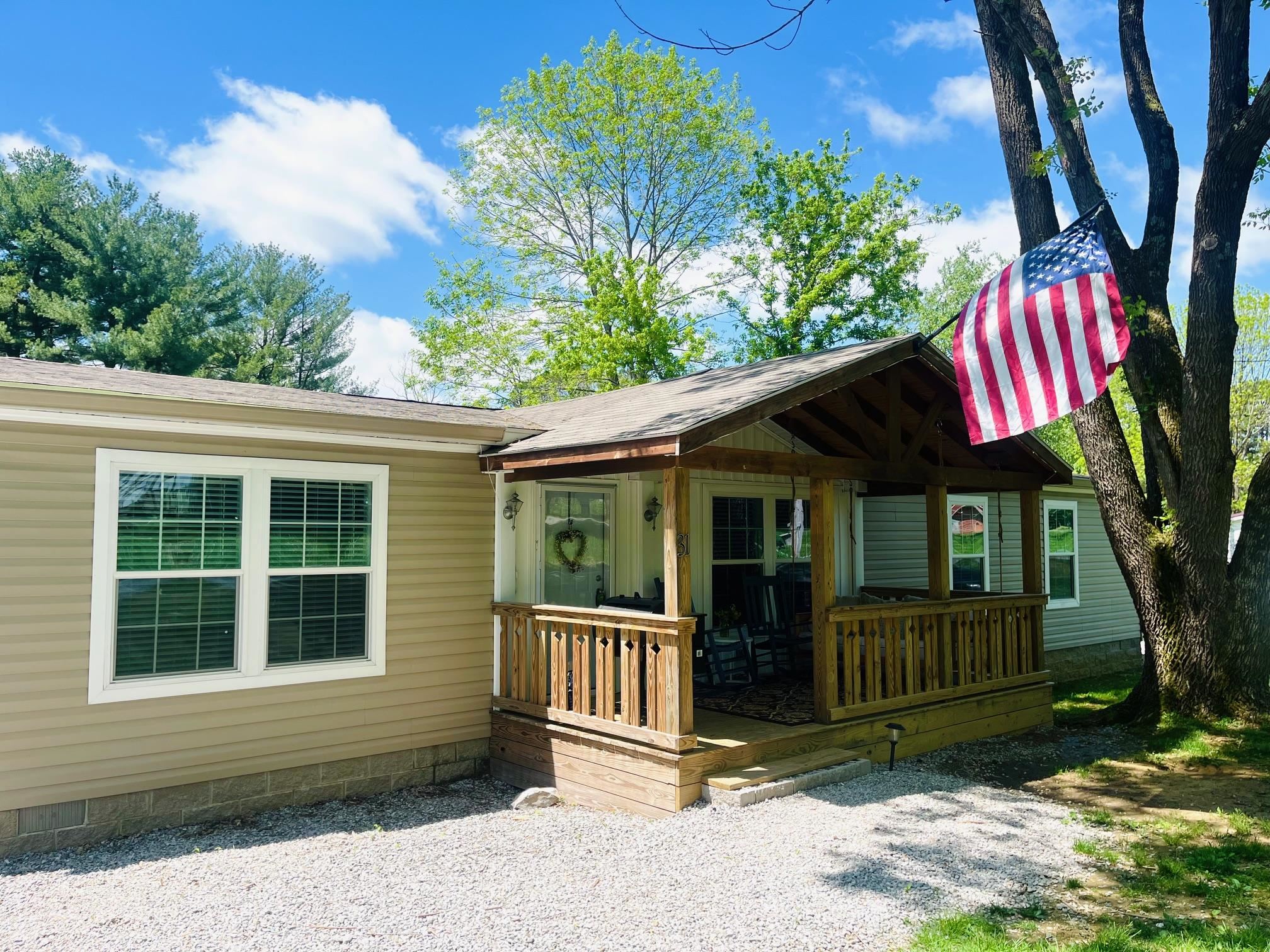 31 Friendship Rd., Falls of Rough, Kentucky 40119, 3 Bedrooms Bedrooms, ,2 BathroomsBathrooms,Single Family Residence,For Sale,Friendship Rd.,91778
