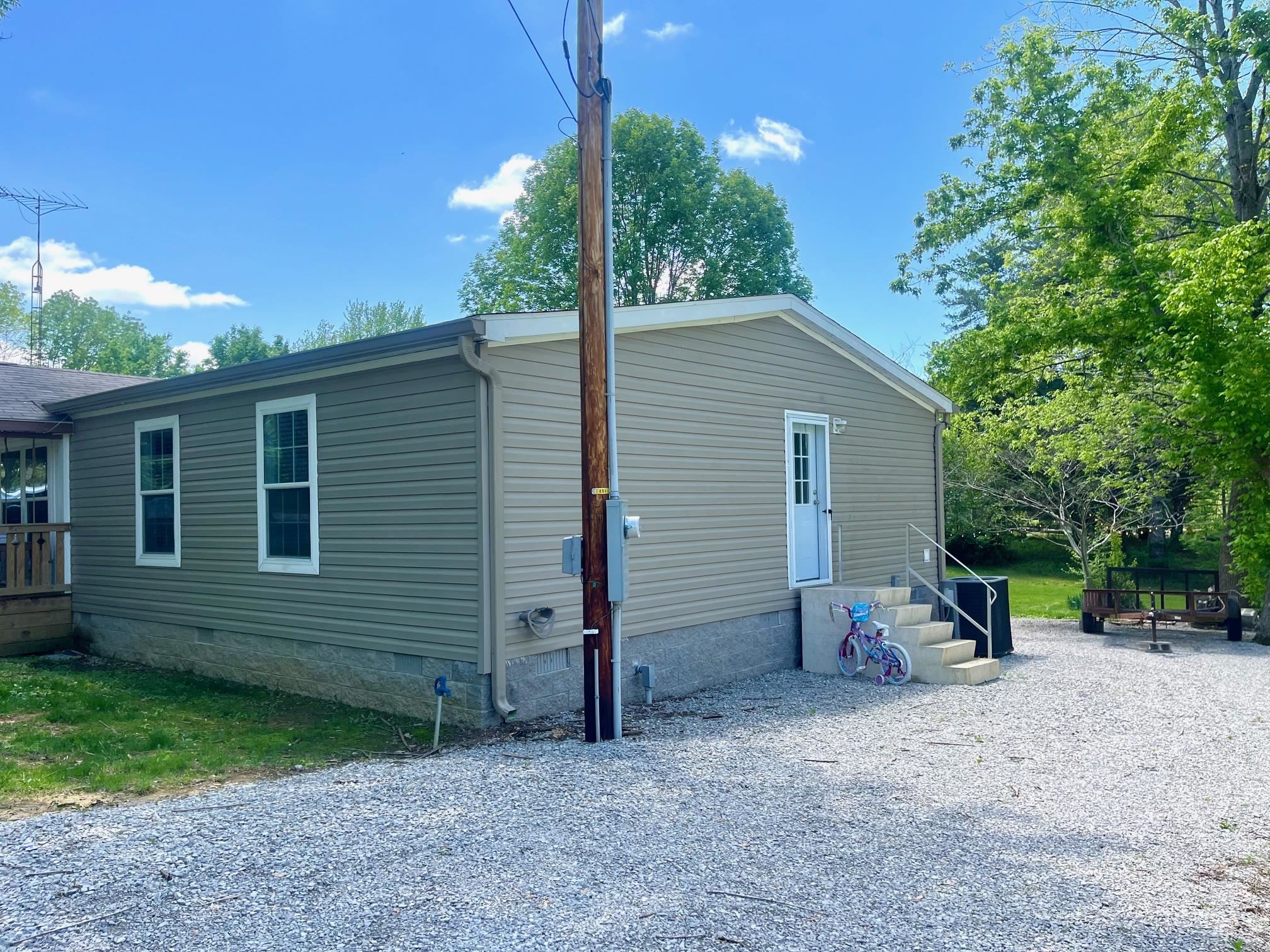 31 Friendship Rd., Falls of Rough, Kentucky 40119, 3 Bedrooms Bedrooms, ,2 BathroomsBathrooms,Single Family Residence,For Sale,Friendship Rd.,91778