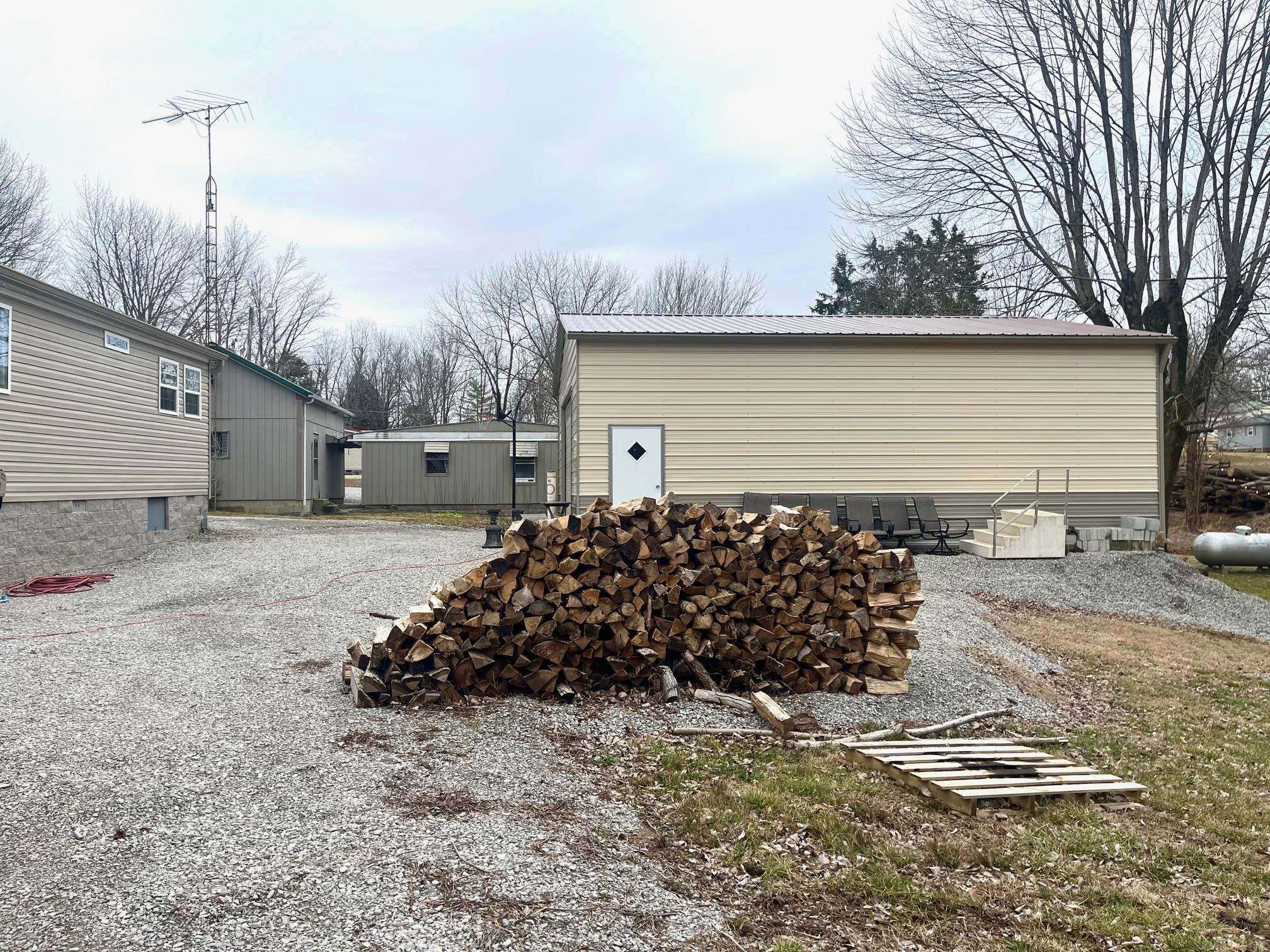 31 Friendship Rd., Falls of Rough, Kentucky 40119, 3 Bedrooms Bedrooms, ,2 BathroomsBathrooms,Single Family Residence,For Sale,Friendship Rd.,91778