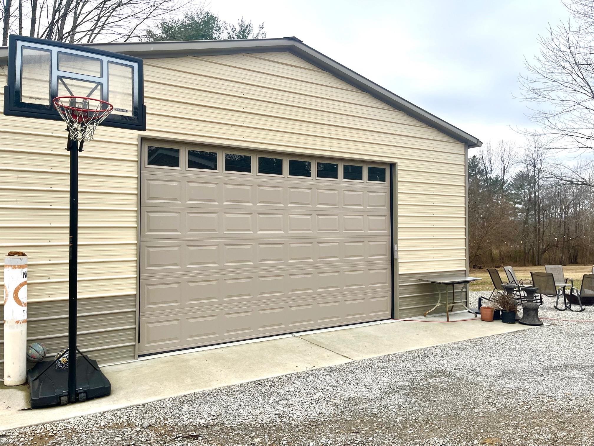 31 Friendship Rd., Falls of Rough, Kentucky 40119, 3 Bedrooms Bedrooms, ,2 BathroomsBathrooms,Single Family Residence,For Sale,Friendship Rd.,91778