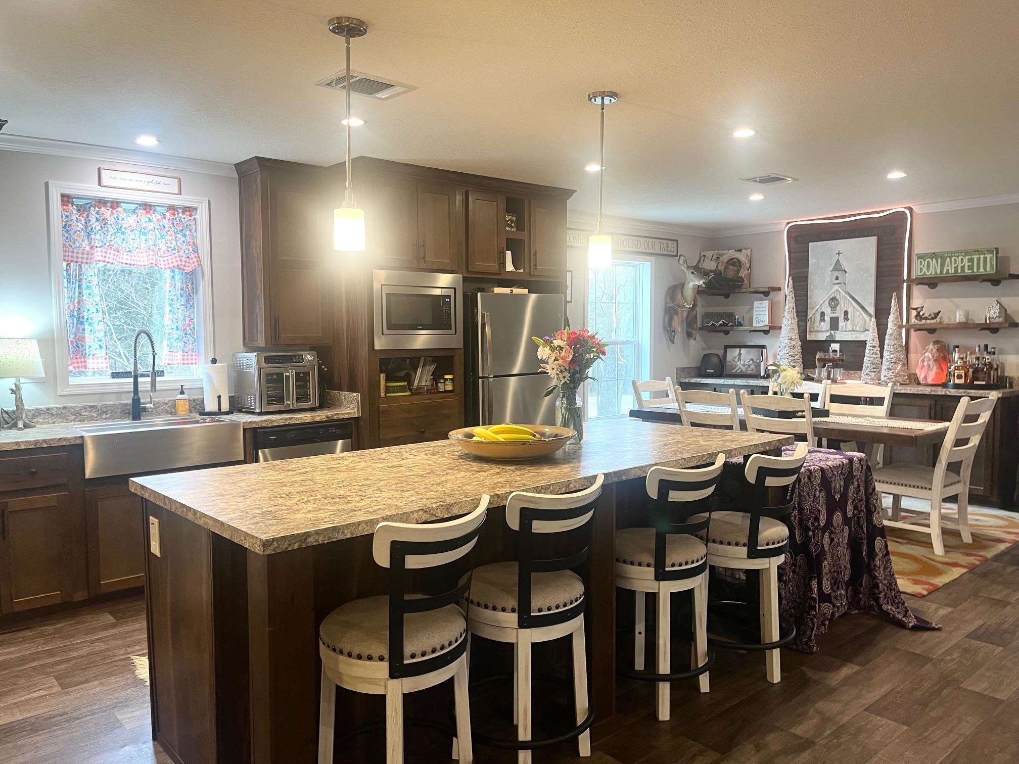 31 Friendship Rd., Falls of Rough, Kentucky 40119, 3 Bedrooms Bedrooms, ,2 BathroomsBathrooms,Single Family Residence,For Sale,Friendship Rd.,91778
